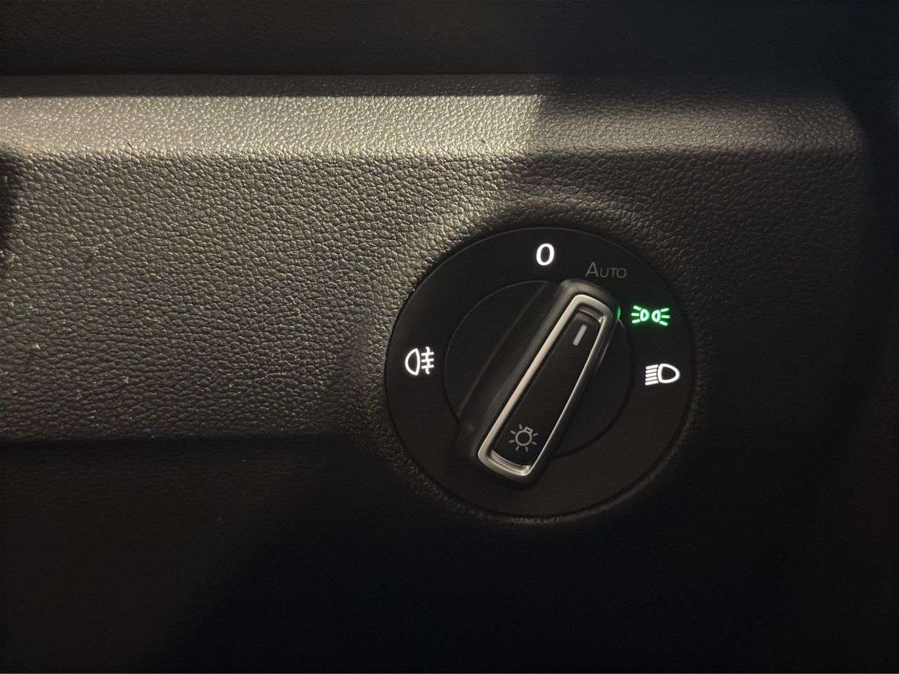 2020 VOLKSWAGEN T-ROC 2020 VOLKSWAGEN T-ROC