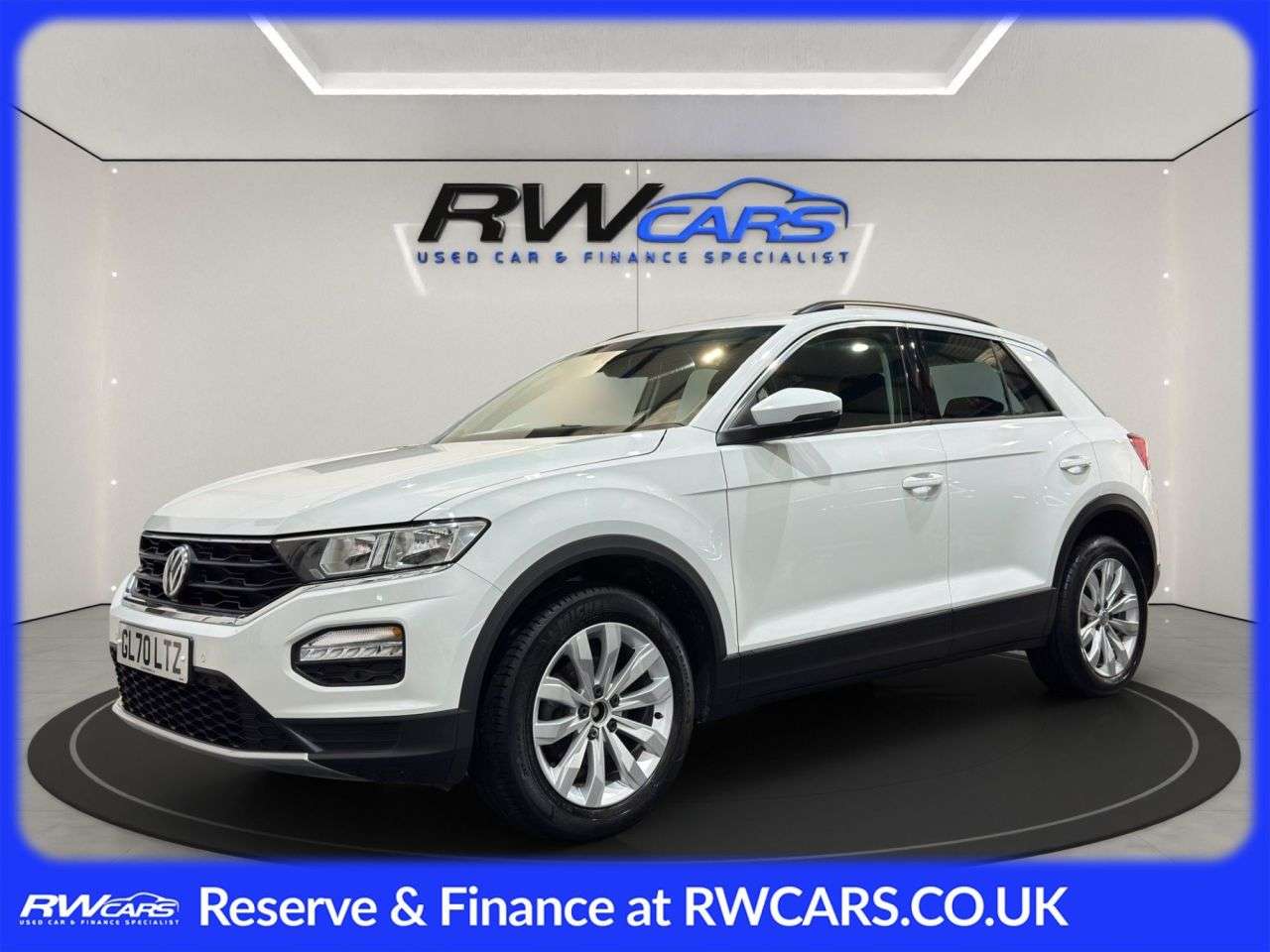 A 2020 VOLKSWAGEN T-ROC 1.0 TSI SE SUV 5dr Petrol Manual Euro 6 (s/s) (110 ps) A 2020 VOLKSWAGEN T-ROC 1.0 TSI SE SUV 5dr Petrol Manual Euro 6 (s/s) (110 ps)