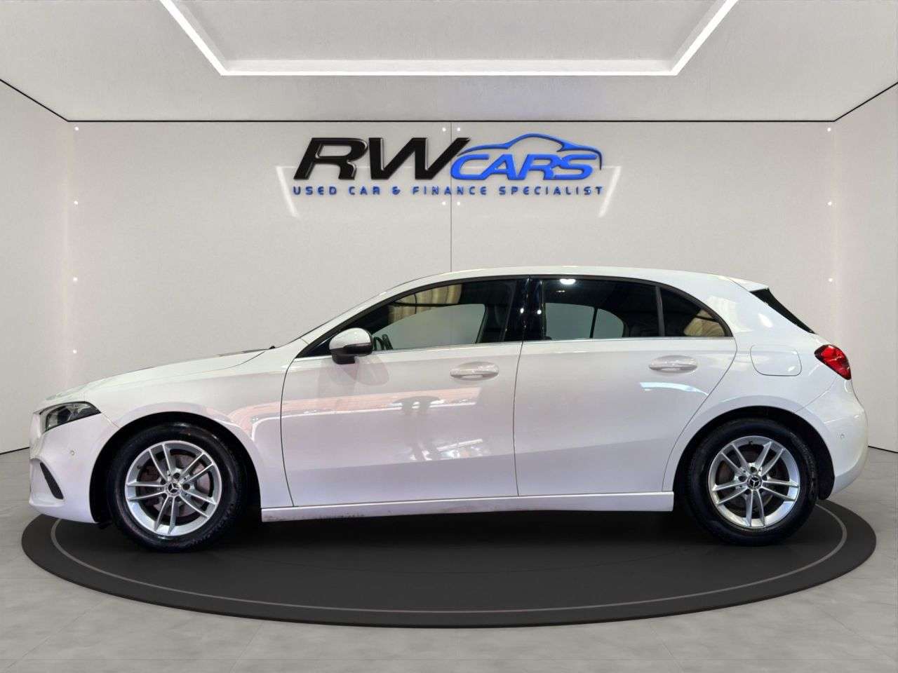 A 2018 MERCEDES-BENZ A-CLASS 1.5 A180d SE (Executive) Hatchback 5dr Diesel 7G-DCT Euro 6 (s/s) (116 ps) A 2018 MERCEDES-BENZ A-CLASS 1.5 A180d SE (Executive) Hatchback 5dr Diesel 7G-DCT Euro 6 (s/s) (116 ps)