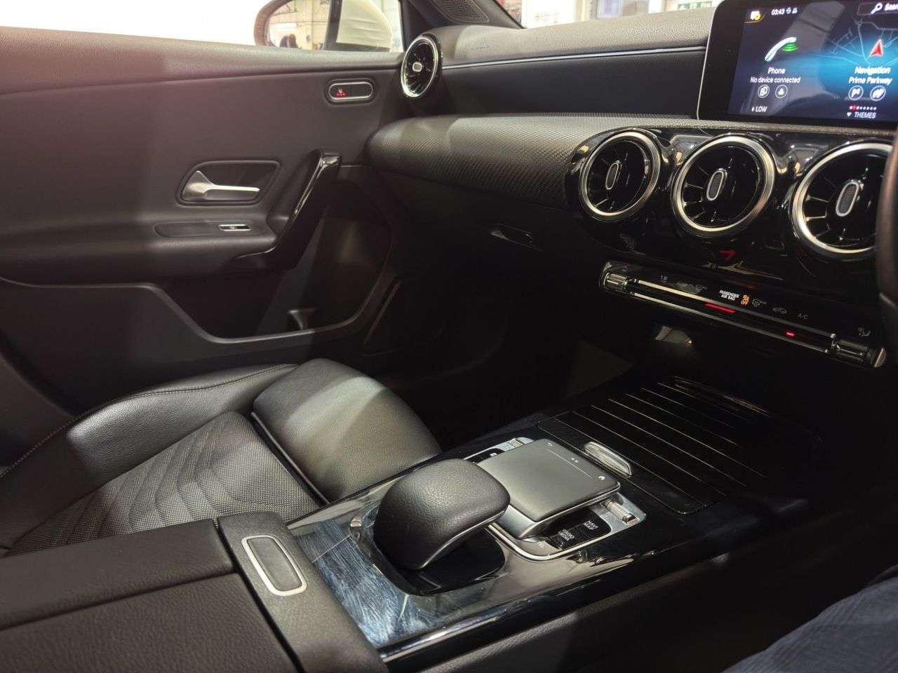 2018 MERCEDES-BENZ A-CLASS 2018 MERCEDES-BENZ A-CLASS