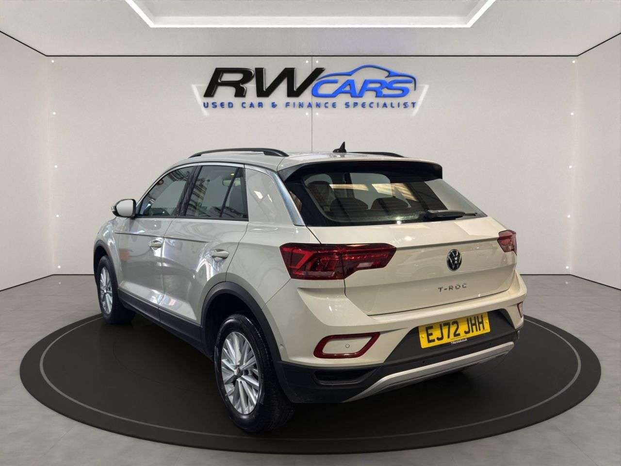 A 2023 VOLKSWAGEN T-ROC 1.5 TSI Life SUV 5dr Petrol Manual Euro 6 (s/s) (150 ps) A 2023 VOLKSWAGEN T-ROC 1.5 TSI Life SUV 5dr Petrol Manual Euro 6 (s/s) (150 ps)