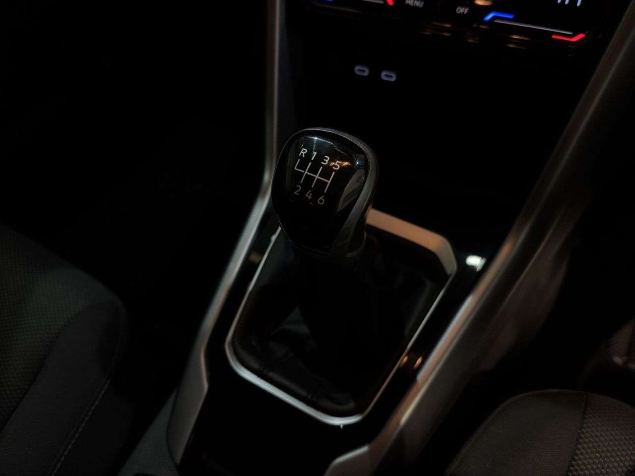 2023 VOLKSWAGEN T-ROC 2023 VOLKSWAGEN T-ROC