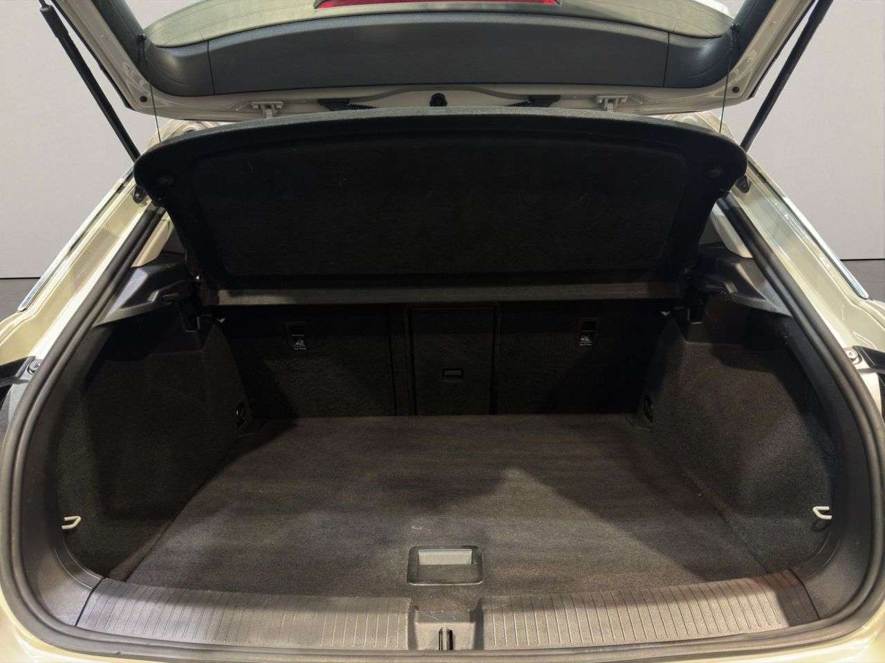 2023 VOLKSWAGEN T-ROC 2023 VOLKSWAGEN T-ROC