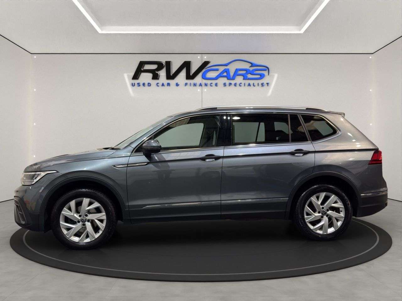 A 2023 VOLKSWAGEN TIGUAN ALLSPACE 1.5 TSI Life SUV 5dr Petrol DSG Euro 6 (s/s) (150 ps) A 2023 VOLKSWAGEN TIGUAN ALLSPACE 1.5 TSI Life SUV 5dr Petrol DSG Euro 6 (s/s) (150 ps)