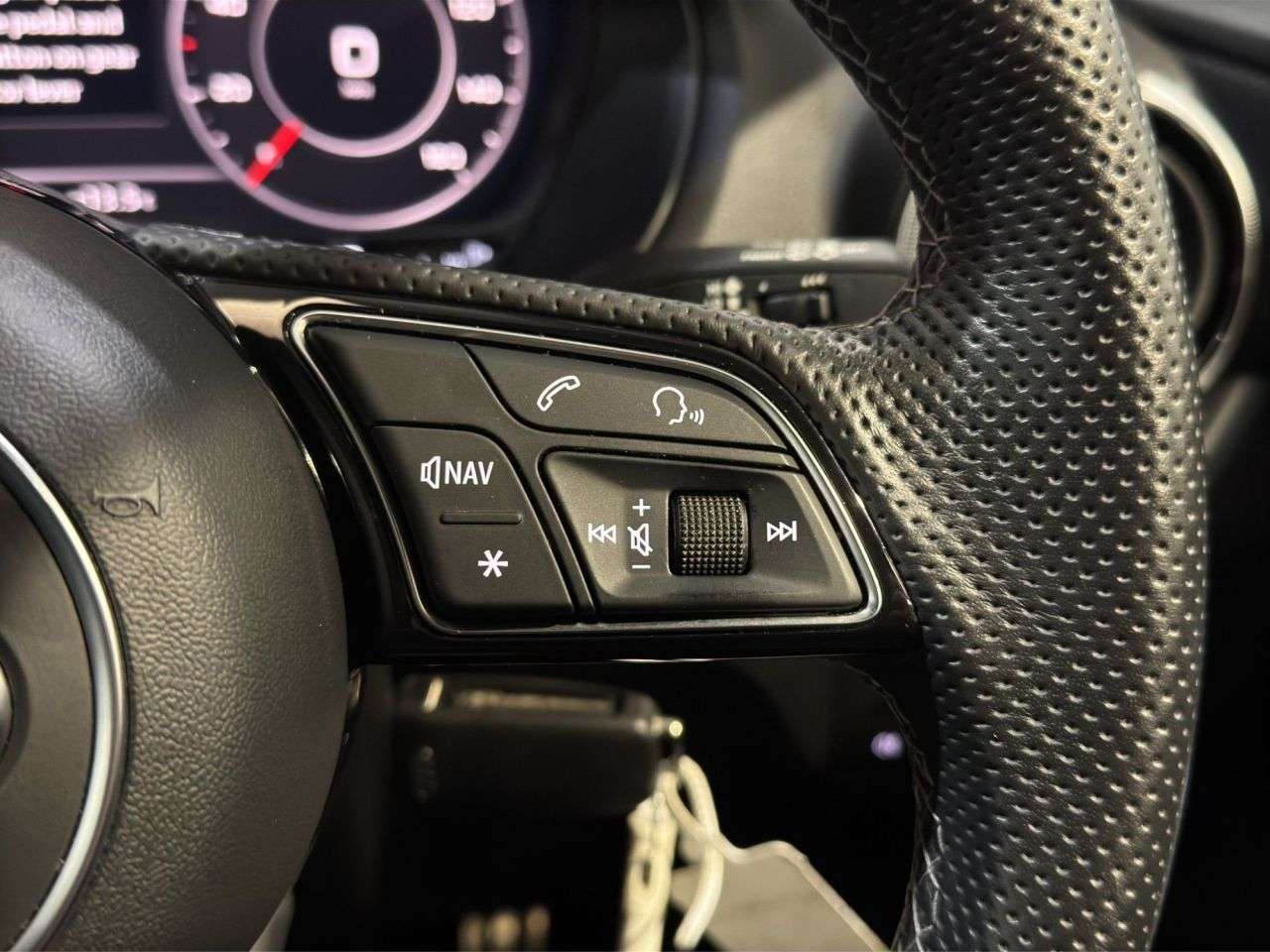 2021 AUDI Q2 2021 AUDI Q2