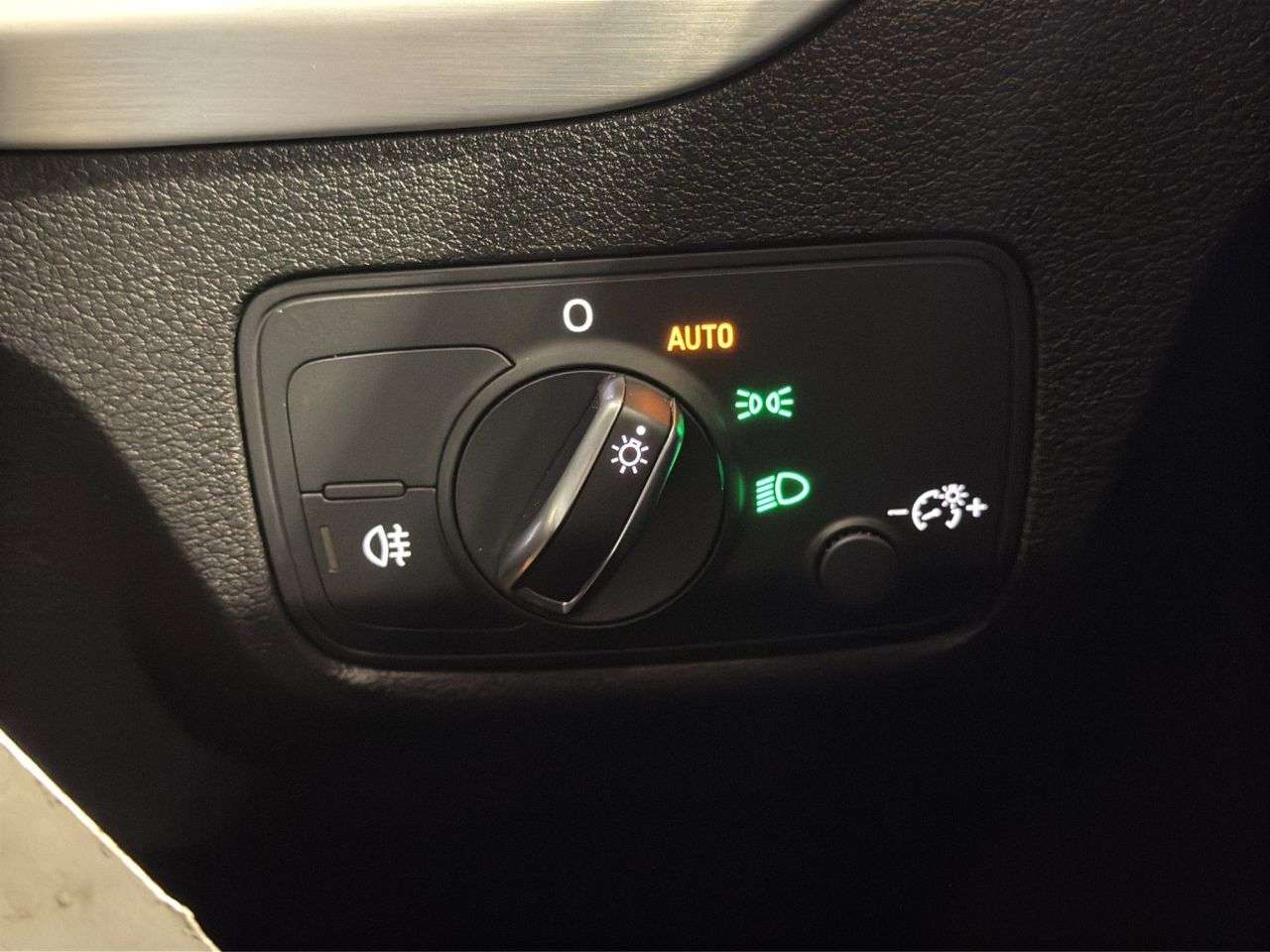 2021 AUDI Q2 2021 AUDI Q2