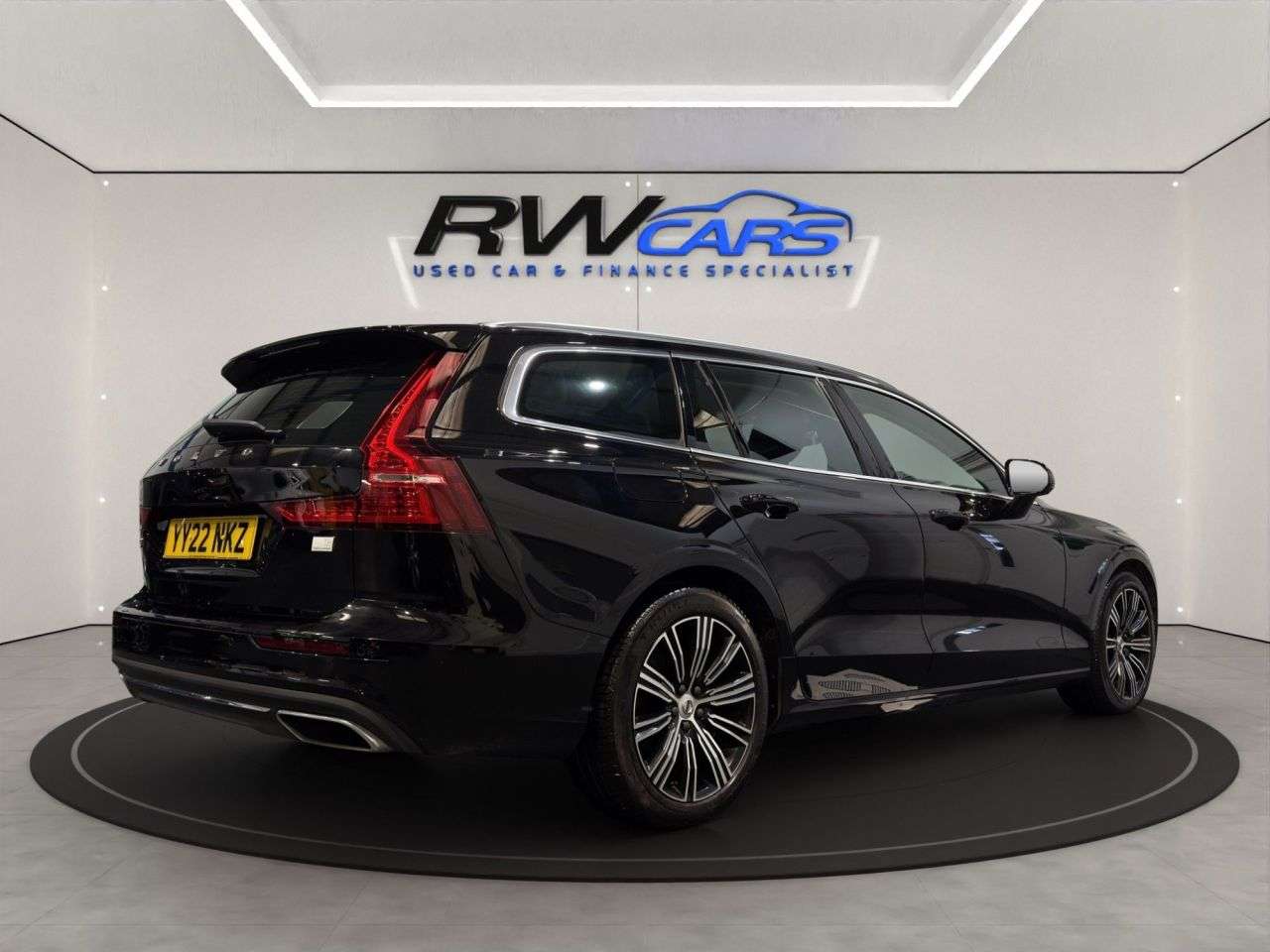 2022 VOLVO V60 2022 VOLVO V60