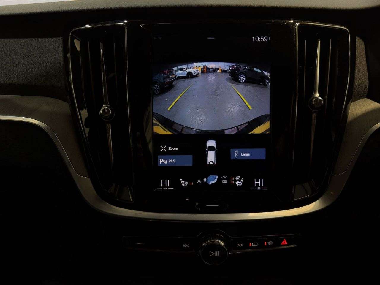 2022 VOLVO V60 2022 VOLVO V60