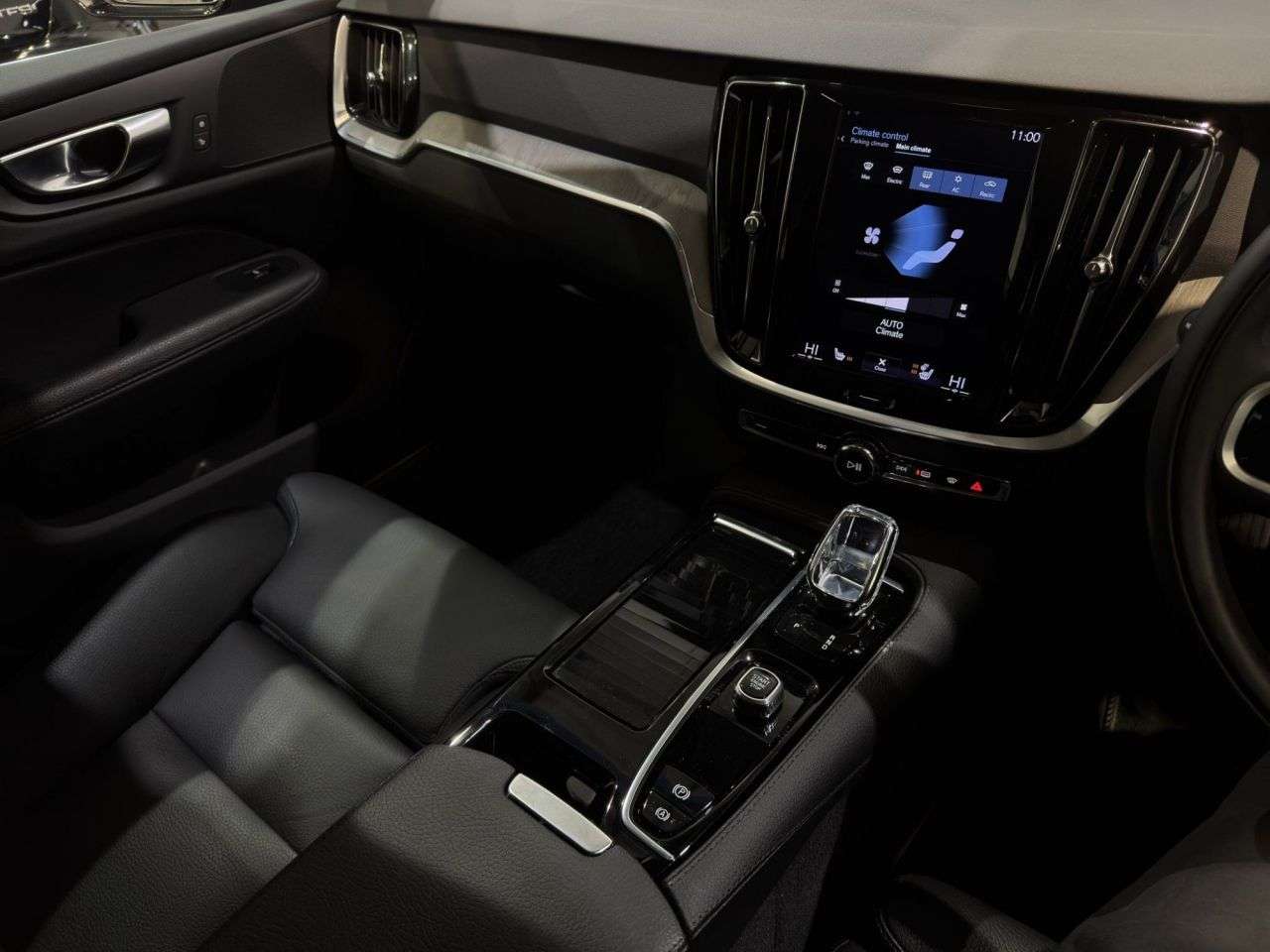 2022 VOLVO V60 2022 VOLVO V60