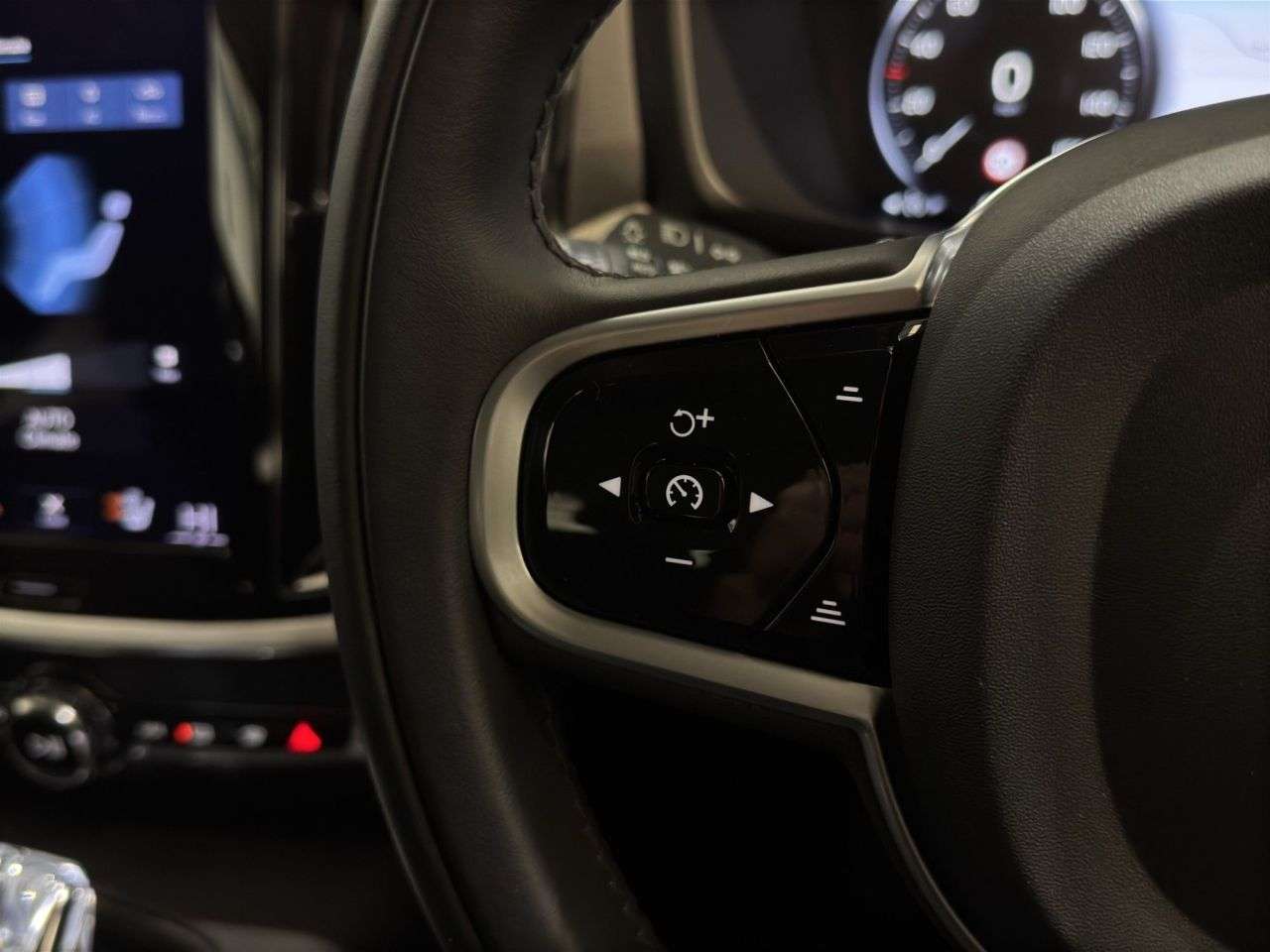 2022 VOLVO V60 2022 VOLVO V60