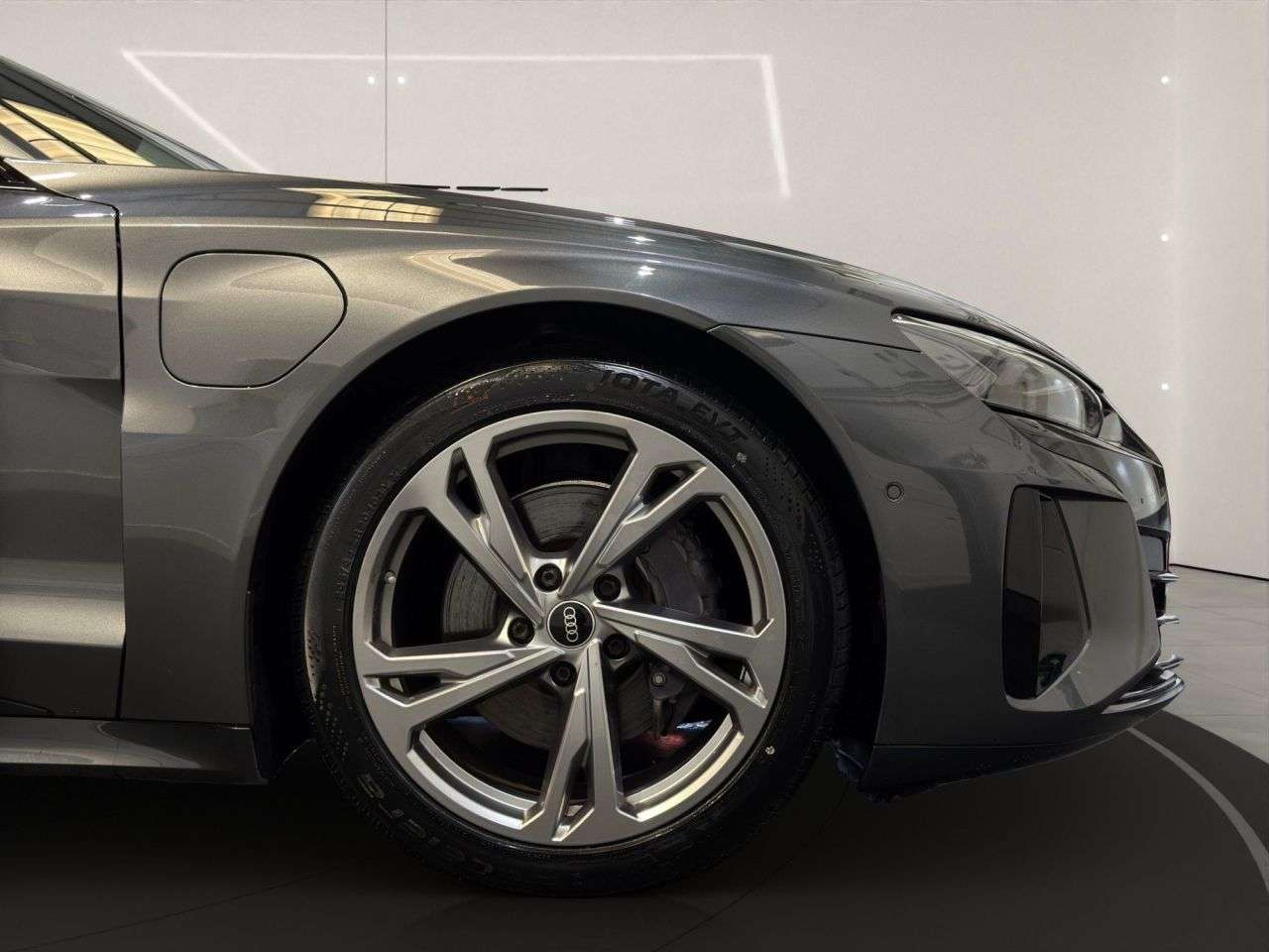 2021 AUDI E-TRON GT 2021 AUDI E-TRON GT