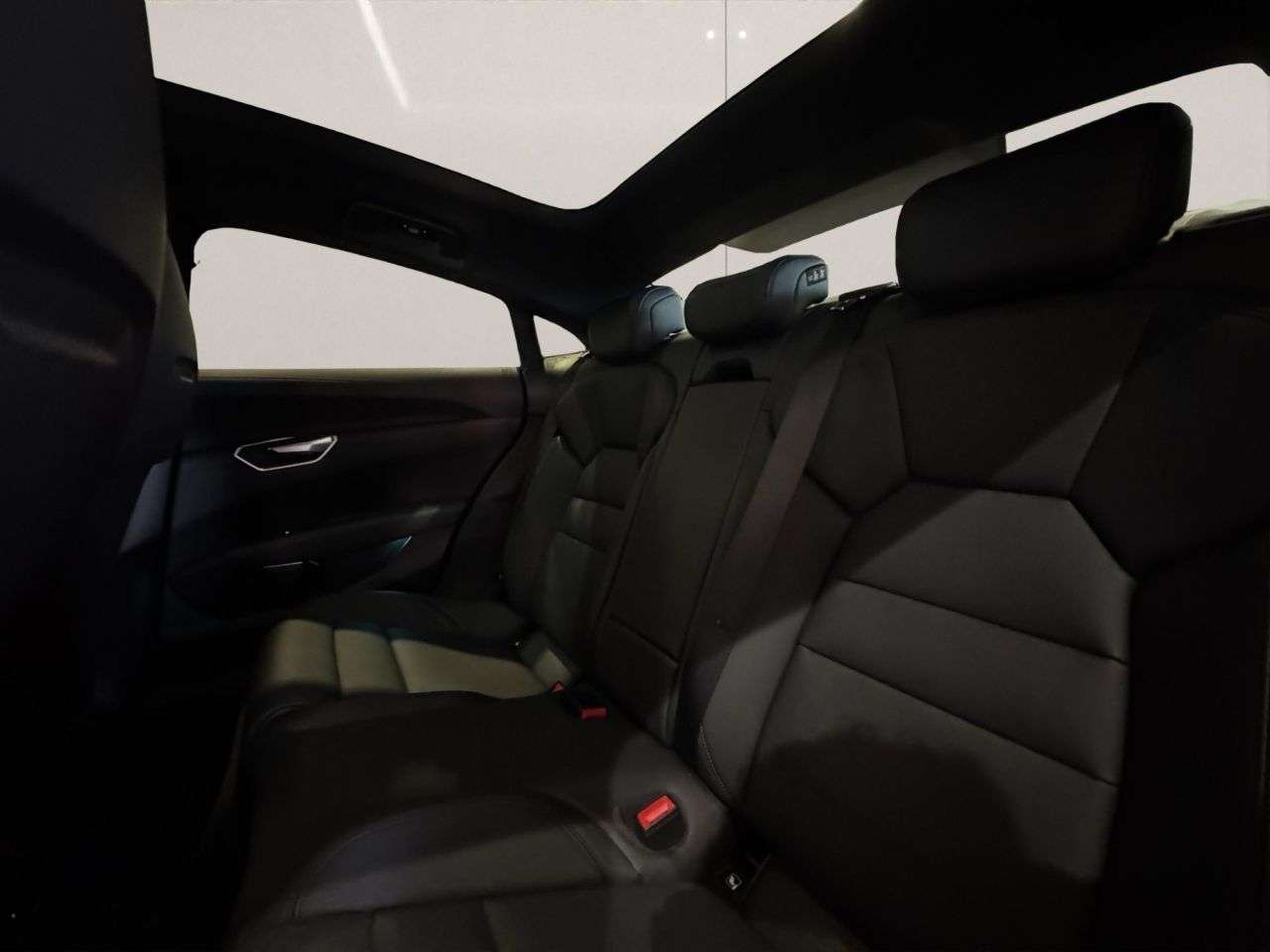 2021 AUDI E-TRON GT 2021 AUDI E-TRON GT