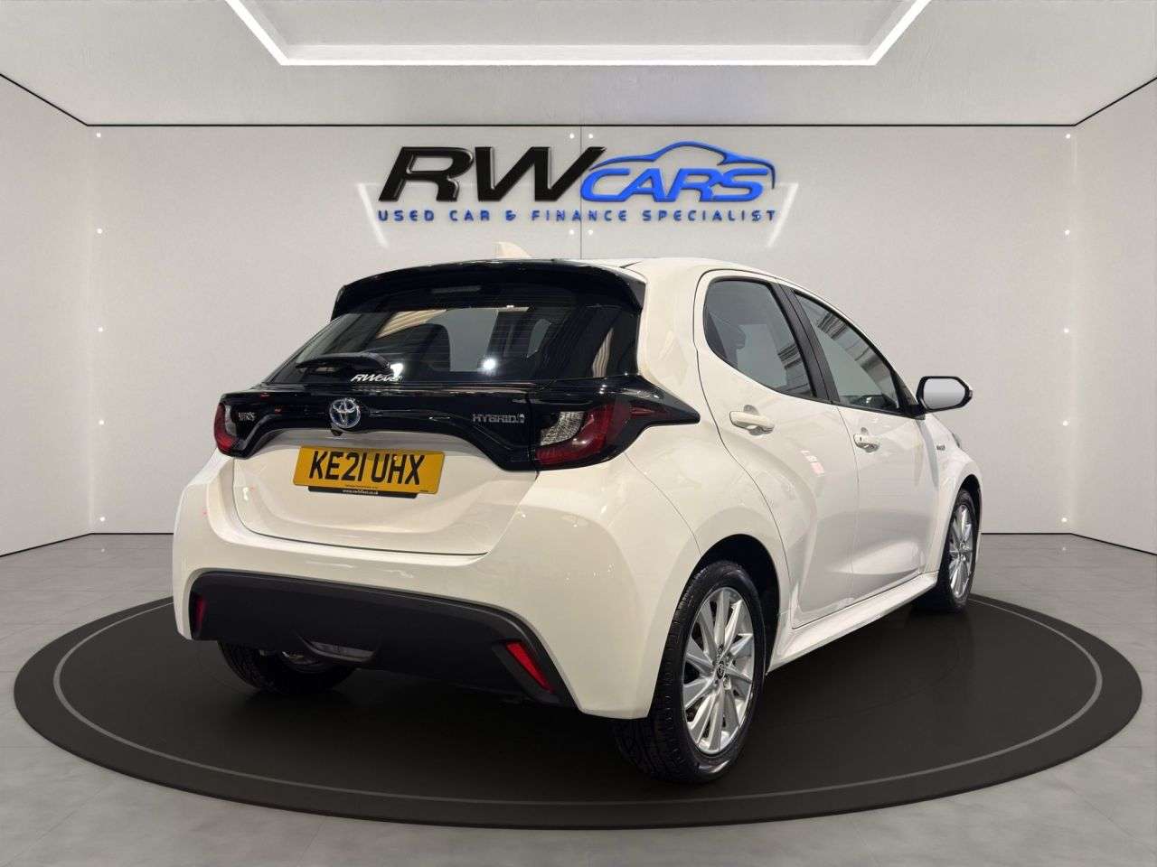 2021 TOYOTA YARIS 2021 TOYOTA YARIS