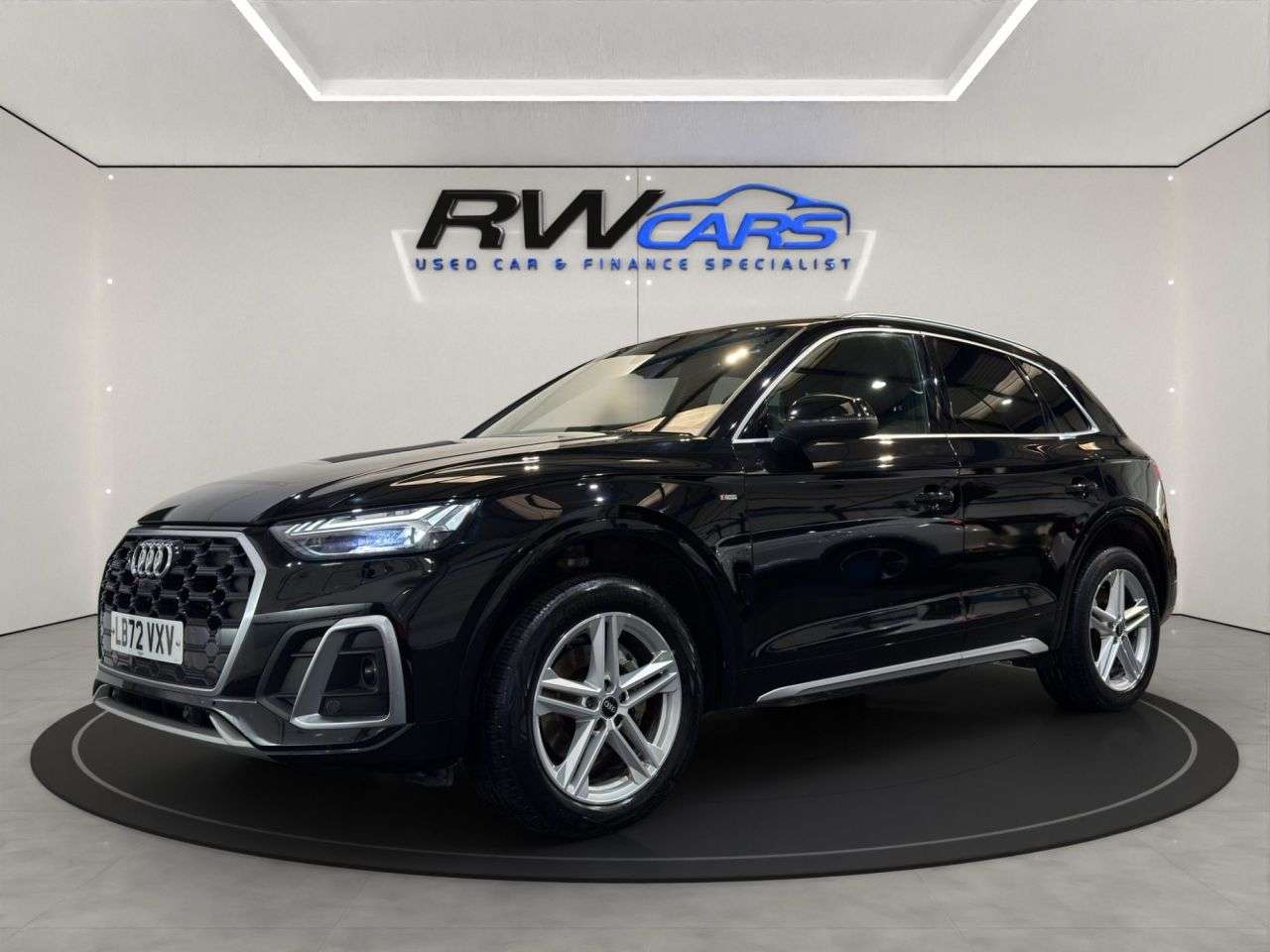 A 2022 AUDI Q5 2.0 TFSI 45 S line SUV 5dr Petrol S Tronic quattro Euro 6 (s/s) (265 ps) A 2022 AUDI Q5 2.0 TFSI 45 S line SUV 5dr Petrol S Tronic quattro Euro 6 (s/s) (265 ps)