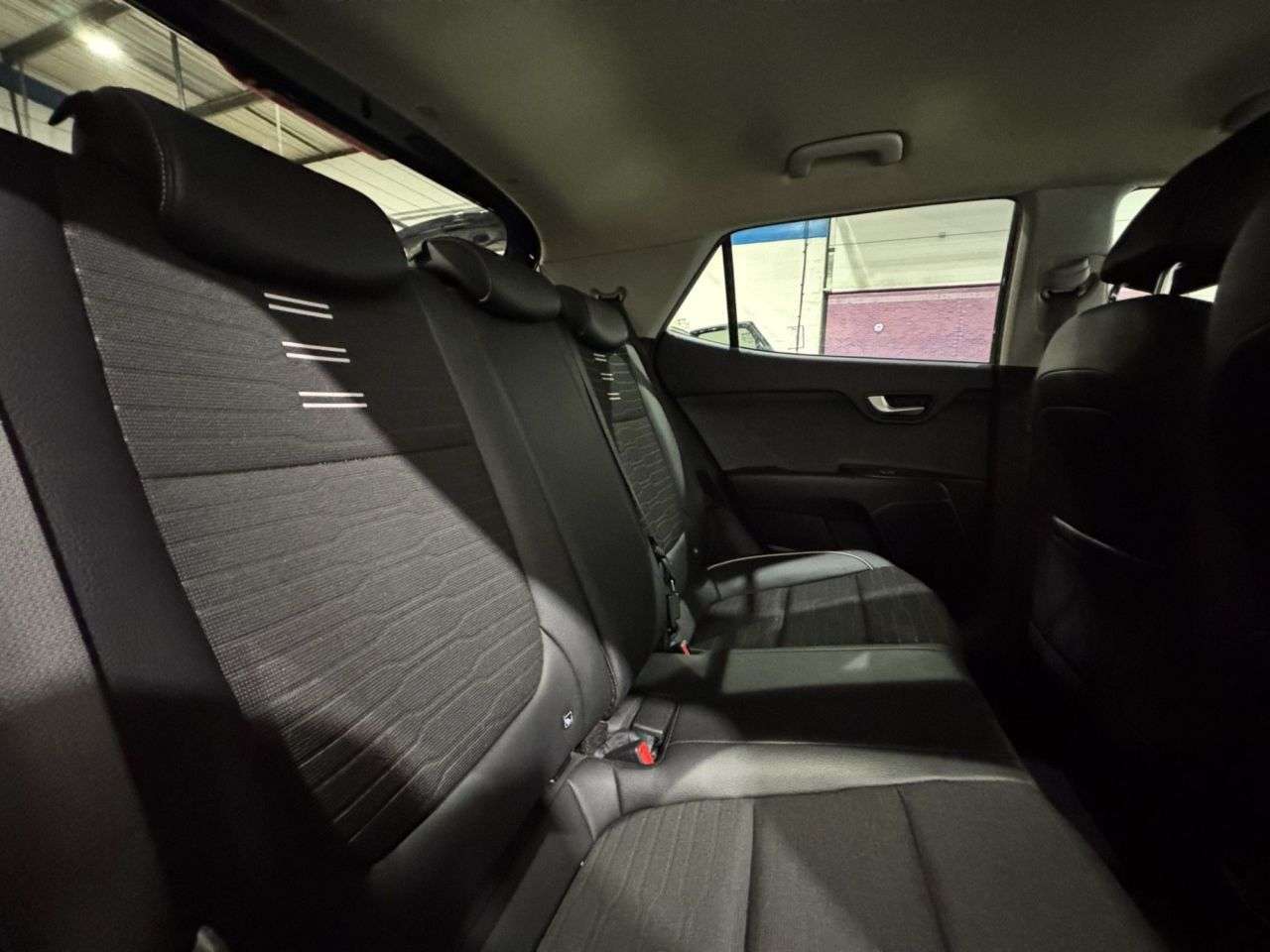 2021 KIA STONIC 2021 KIA STONIC