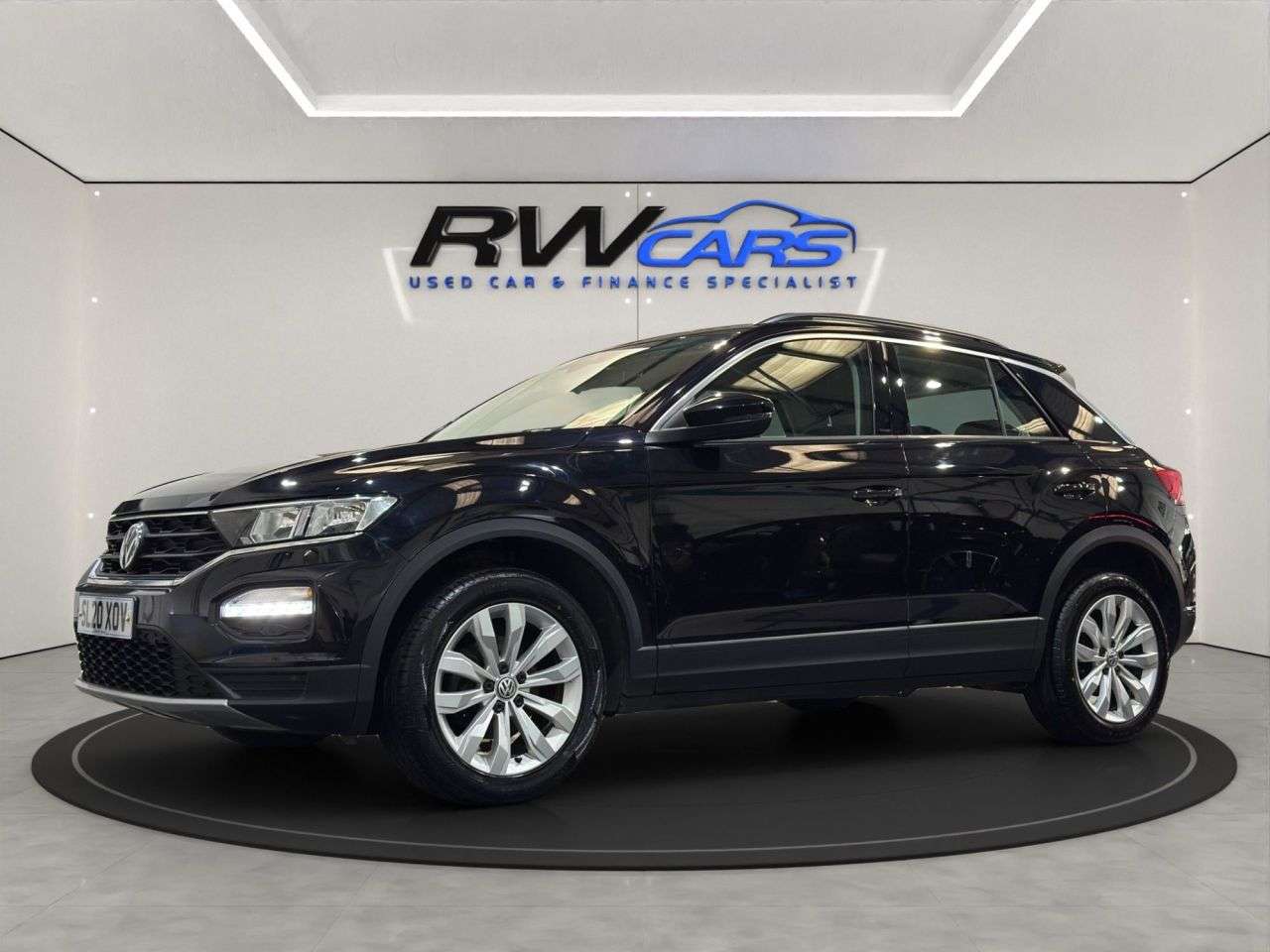 A 2020 VOLKSWAGEN T-ROC 1.0 TSI GPF SE SUV 5dr Petrol Manual Euro 6 (s/s) (115 ps) A 2020 VOLKSWAGEN T-ROC 1.0 TSI GPF SE SUV 5dr Petrol Manual Euro 6 (s/s) (115 ps)