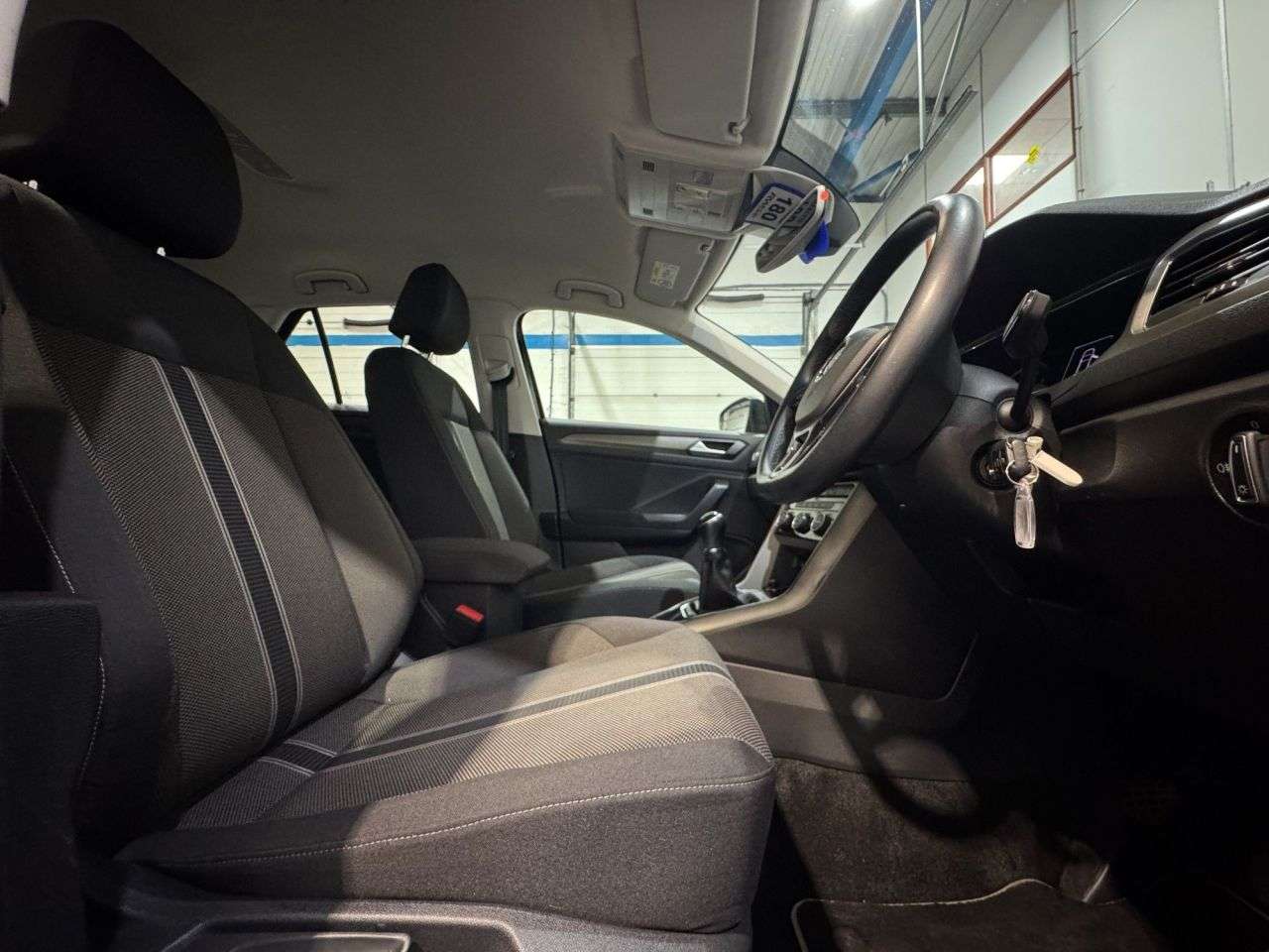 2020 VOLKSWAGEN T-ROC 2020 VOLKSWAGEN T-ROC