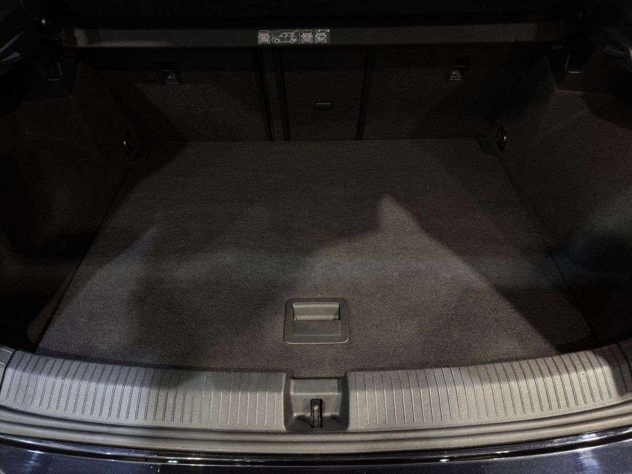 2020 VOLKSWAGEN T-ROC 2020 VOLKSWAGEN T-ROC