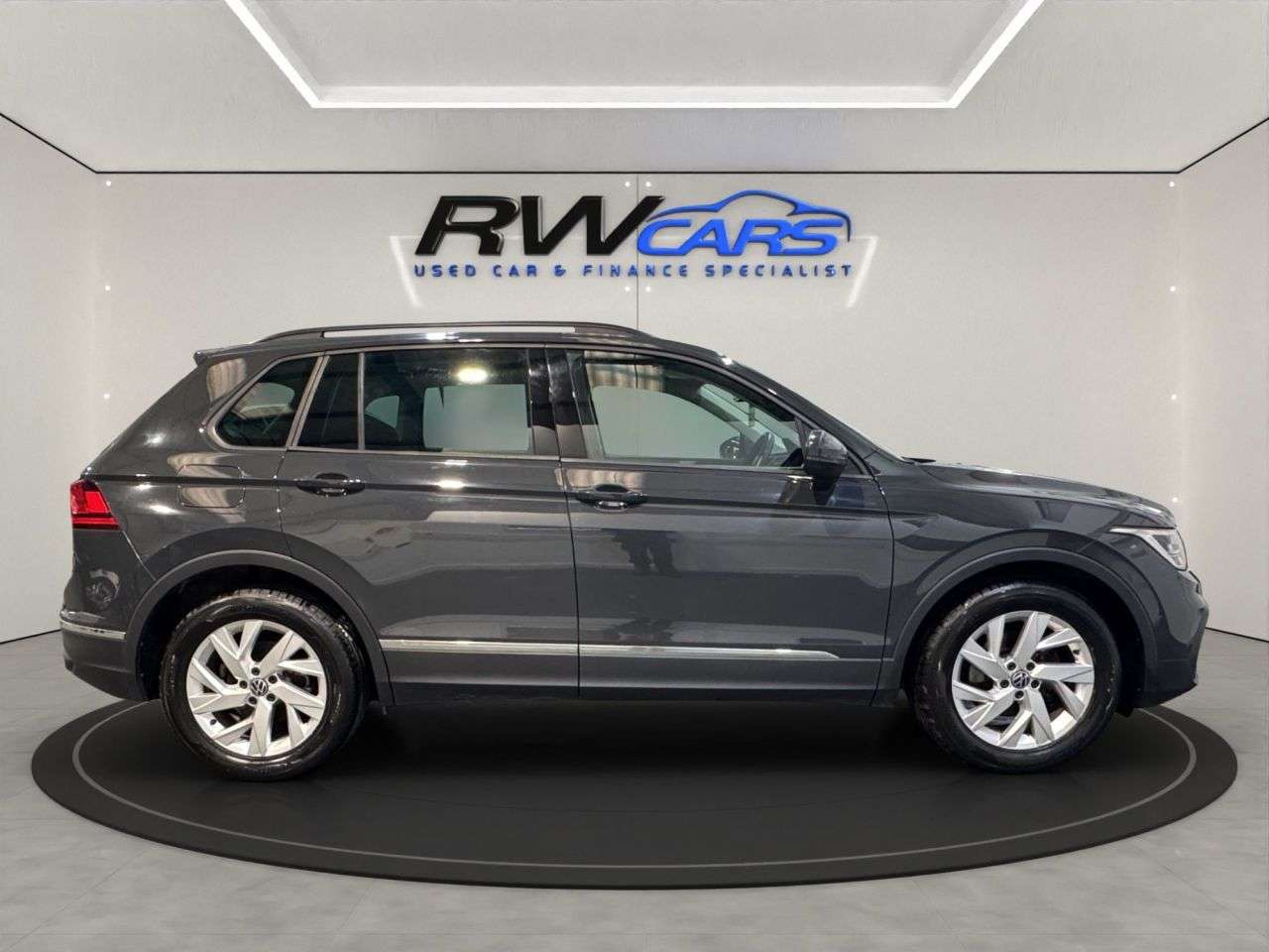 2021 VOLKSWAGEN TIGUAN 2021 VOLKSWAGEN TIGUAN