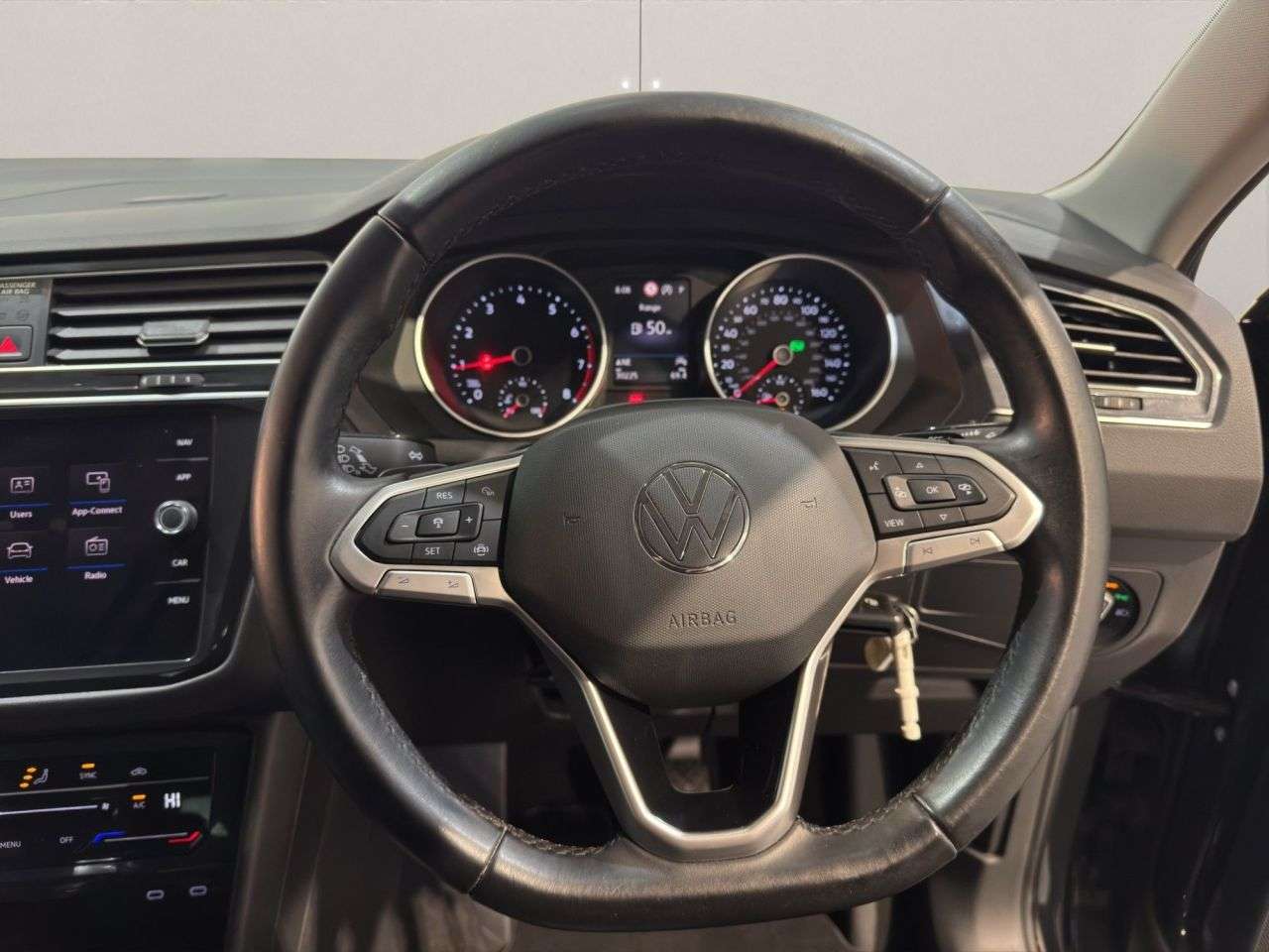 2021 VOLKSWAGEN TIGUAN 2021 VOLKSWAGEN TIGUAN