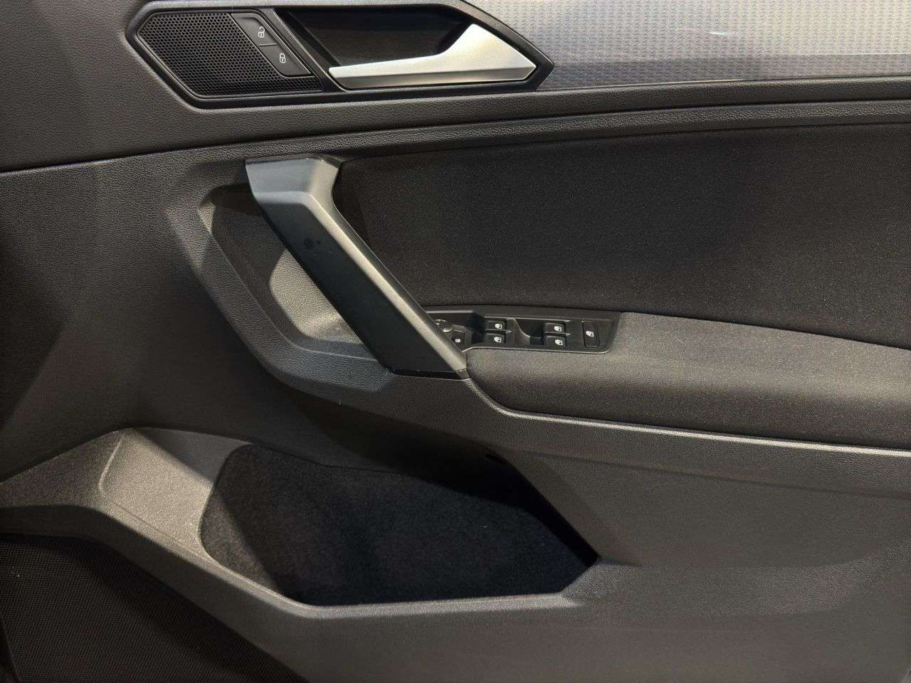 2021 VOLKSWAGEN TIGUAN 2021 VOLKSWAGEN TIGUAN