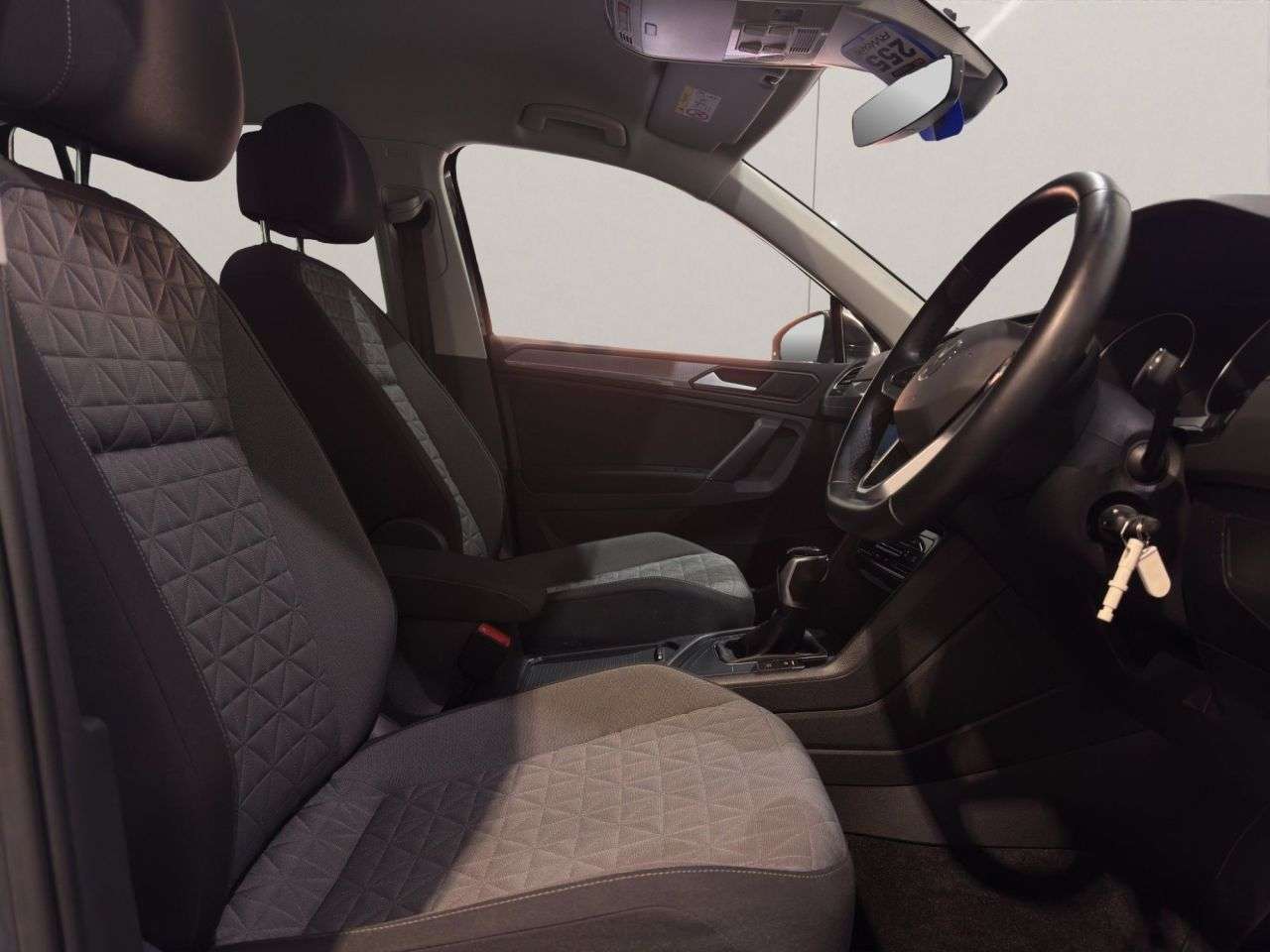 2021 VOLKSWAGEN TIGUAN 2021 VOLKSWAGEN TIGUAN