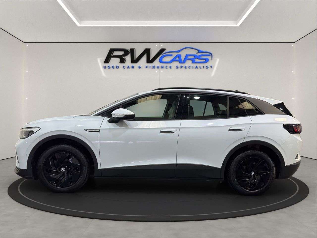 A 2022 VOLKSWAGEN ID.4 Pure 52kWh Life SUV 5dr Electric Auto (148 ps) A 2022 VOLKSWAGEN ID.4 Pure 52kWh Life SUV 5dr Electric Auto (148 ps)