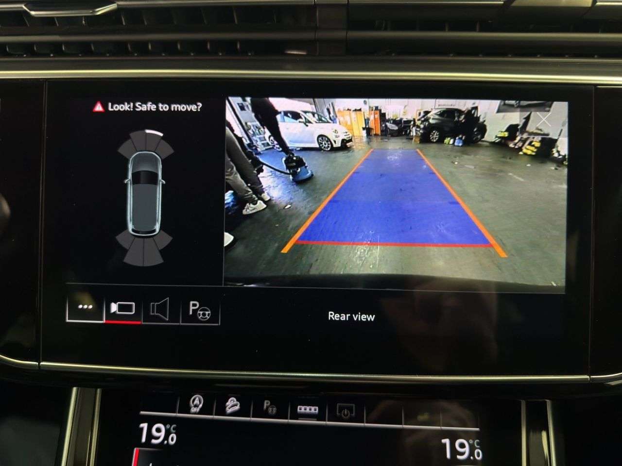 2023 AUDI Q7 2023 AUDI Q7