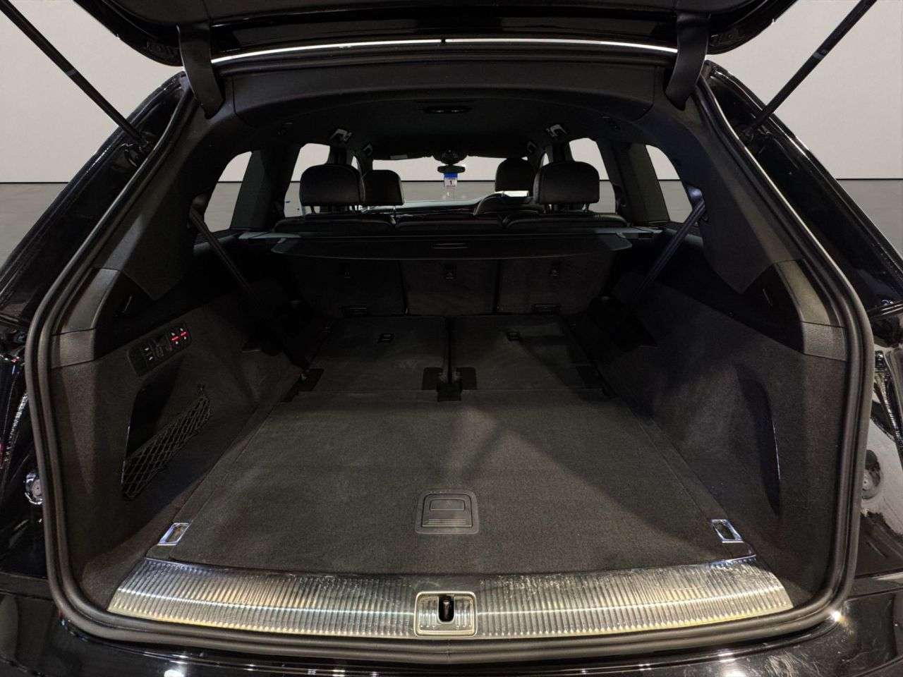 2023 AUDI Q7 2023 AUDI Q7