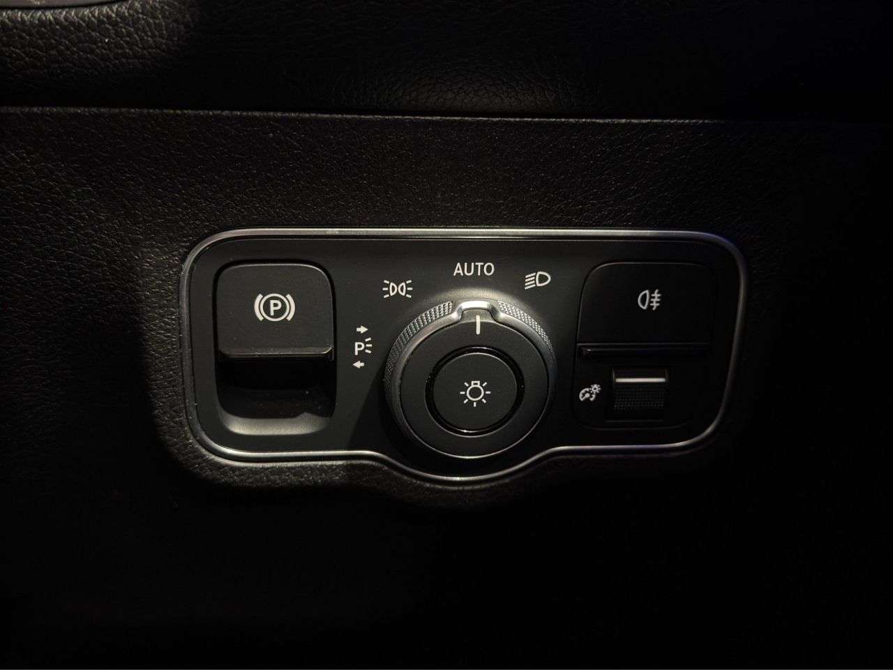 2023 MERCEDES-BENZ GLB 2023 MERCEDES-BENZ GLB