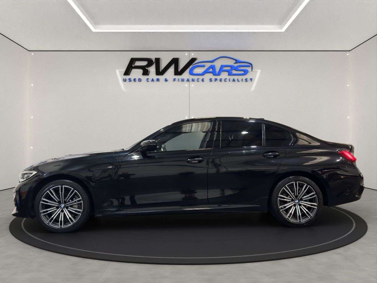A 2021 BMW 3 SERIES 2.0 330e 12kWh M Sport Saloon 4dr Petrol Plug-in Hybrid Auto Euro 6 (s/s) ( A 2021 BMW 3 SERIES 2.0 330e 12kWh M Sport Saloon 4dr Petrol Plug-in Hybrid Auto Euro 6 (s/s) (