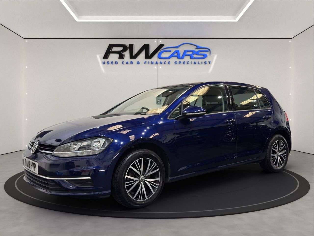 A 2018 VOLKSWAGEN GOLF 1.6 TDI SE Nav Hatchback 5dr Diesel Manual Euro 6 (s/s) (115 ps) A 2018 VOLKSWAGEN GOLF 1.6 TDI SE Nav Hatchback 5dr Diesel Manual Euro 6 (s/s) (115 ps)