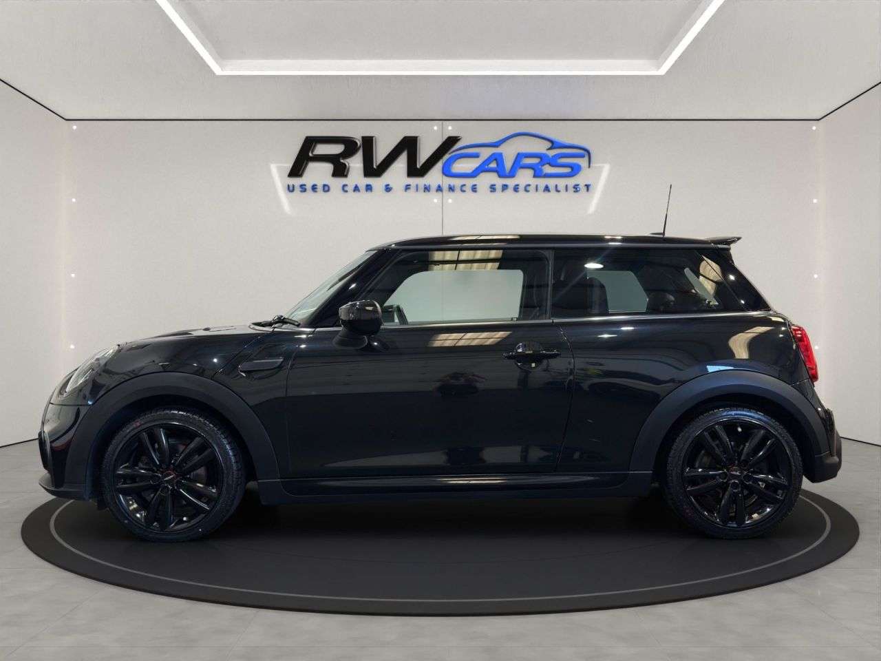 A 2023 MINI HATCH 1.5 Cooper Sport Hatchback 3dr Petrol Steptronic Euro 6 (s/s) (136 ps) A 2023 MINI HATCH 1.5 Cooper Sport Hatchback 3dr Petrol Steptronic Euro 6 (s/s) (136 ps)