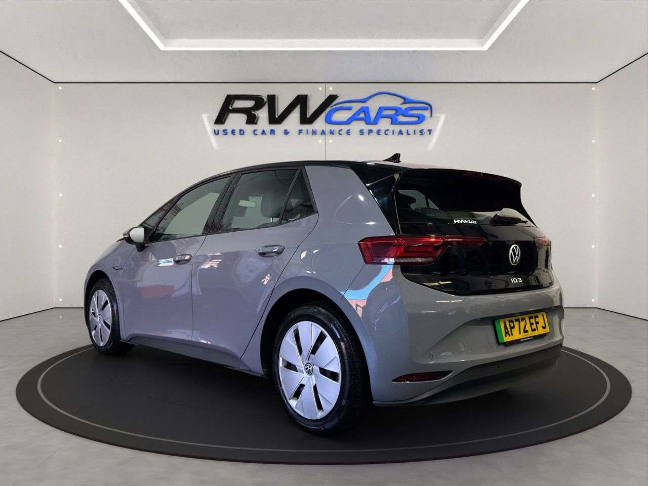 A 2022 VOLKSWAGEN ID.3 Pro 58kWh Life Hatchback 5dr Electric Auto (145 ps) A 2022 VOLKSWAGEN ID.3 Pro 58kWh Life Hatchback 5dr Electric Auto (145 ps)