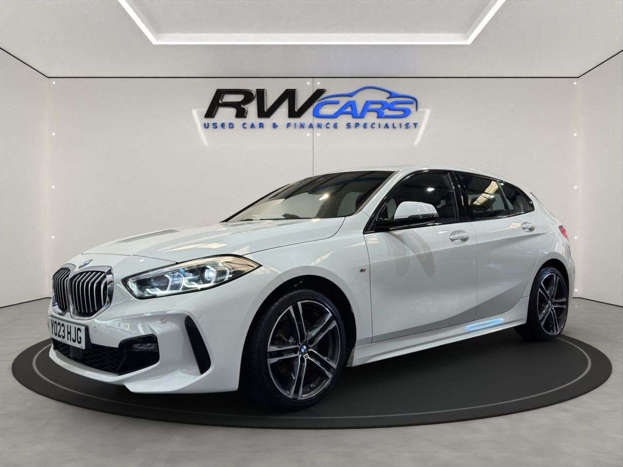A 2023 BMW 1 SERIES 1.5 118i M Sport (LCP) Hatchback 5dr Petrol Manual Euro 6 (s/s) (136 ps) A 2023 BMW 1 SERIES 1.5 118i M Sport (LCP) Hatchback 5dr Petrol Manual Euro 6 (s/s) (136 ps)