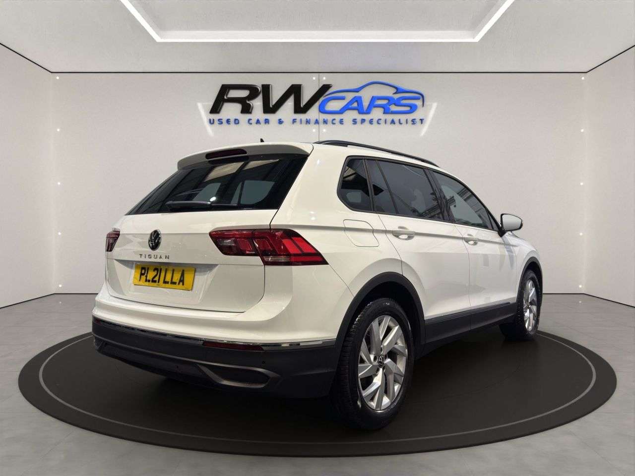 2021 VOLKSWAGEN TIGUAN 2021 VOLKSWAGEN TIGUAN