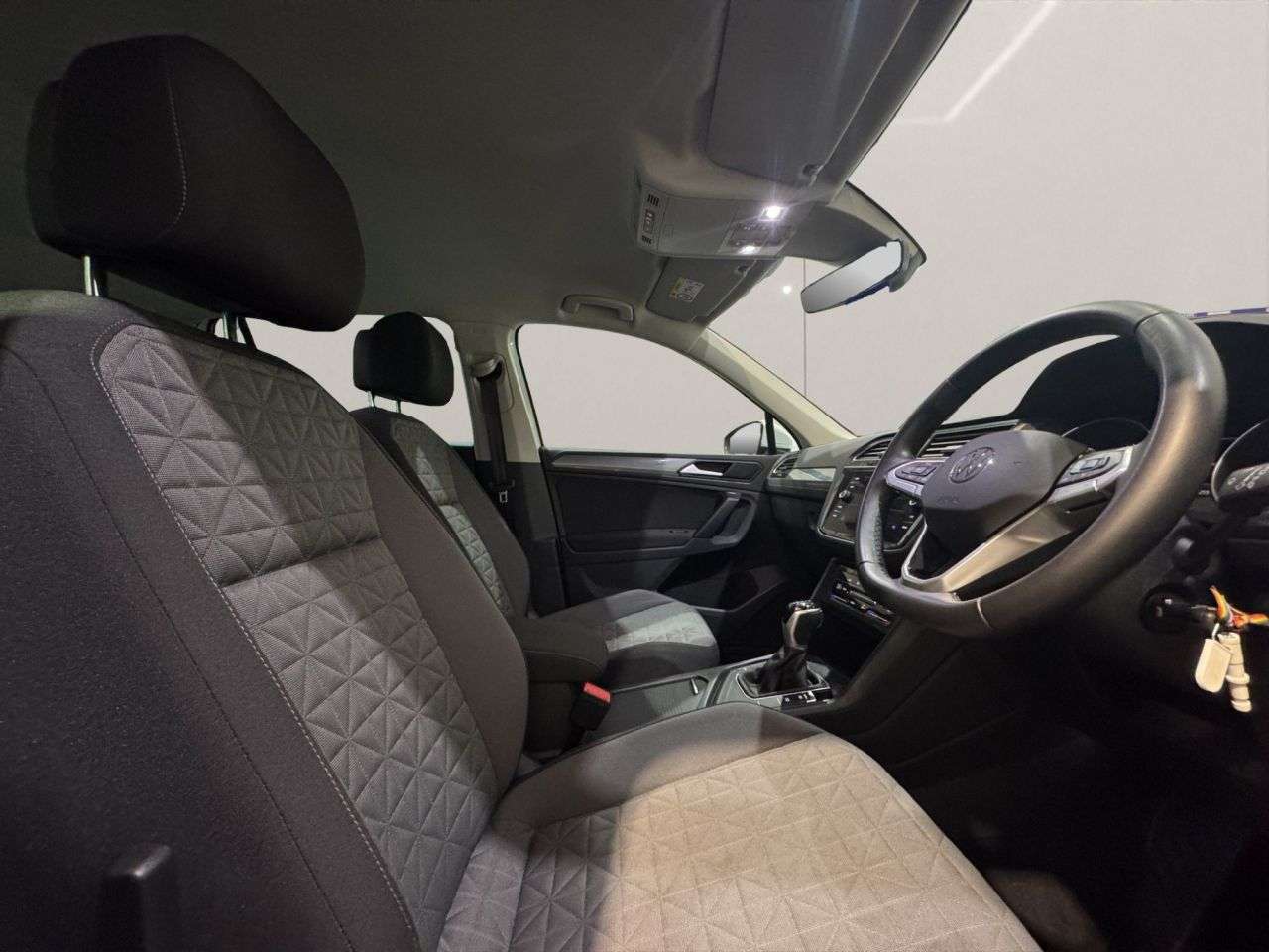 2021 VOLKSWAGEN TIGUAN 2021 VOLKSWAGEN TIGUAN