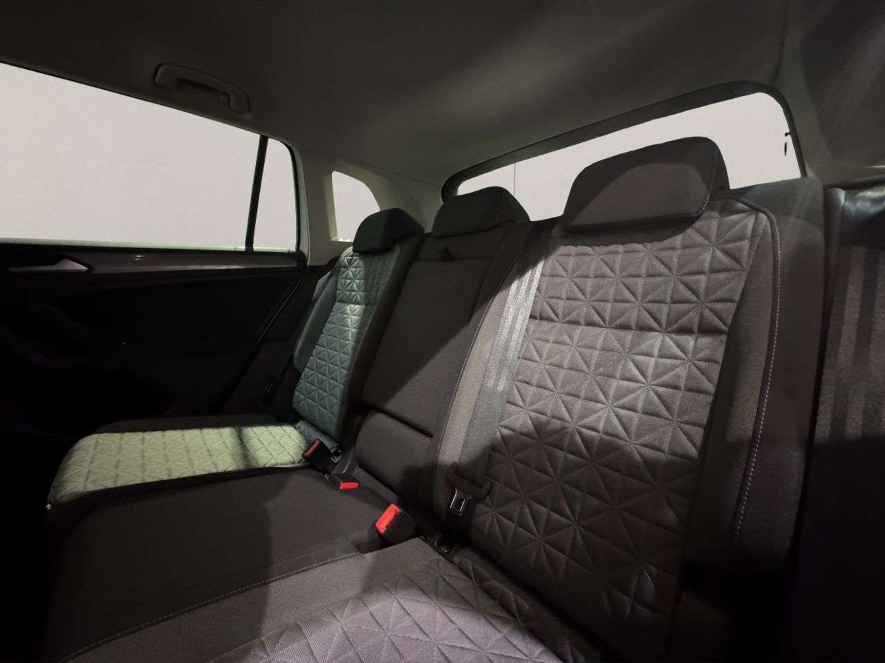 2021 VOLKSWAGEN TIGUAN 2021 VOLKSWAGEN TIGUAN