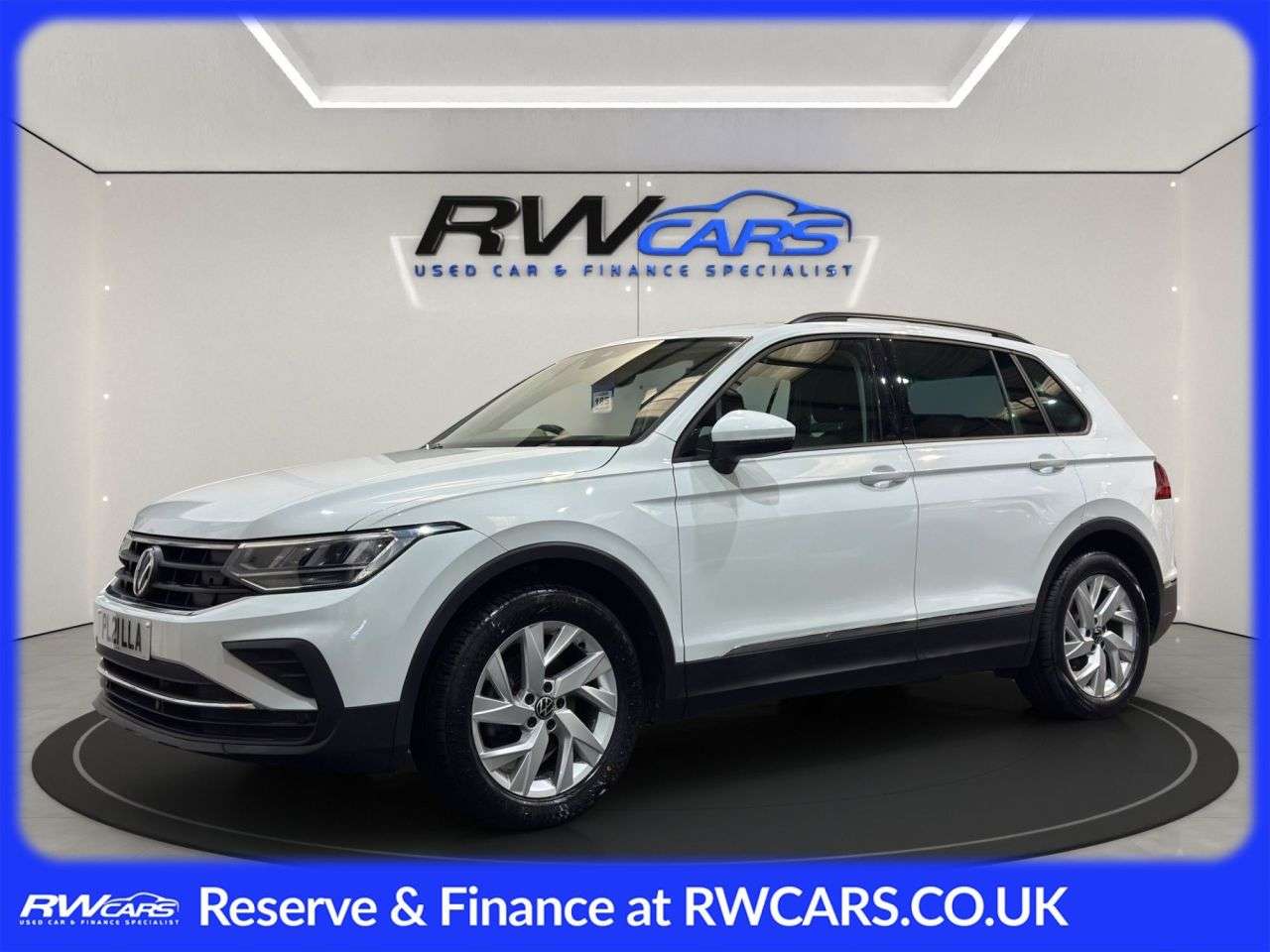 A 2021 VOLKSWAGEN TIGUAN 1.5 TSI Life SUV 5dr Petrol DSG Euro 6 (s/s) (150 ps) A 2021 VOLKSWAGEN TIGUAN 1.5 TSI Life SUV 5dr Petrol DSG Euro 6 (s/s) (150 ps)