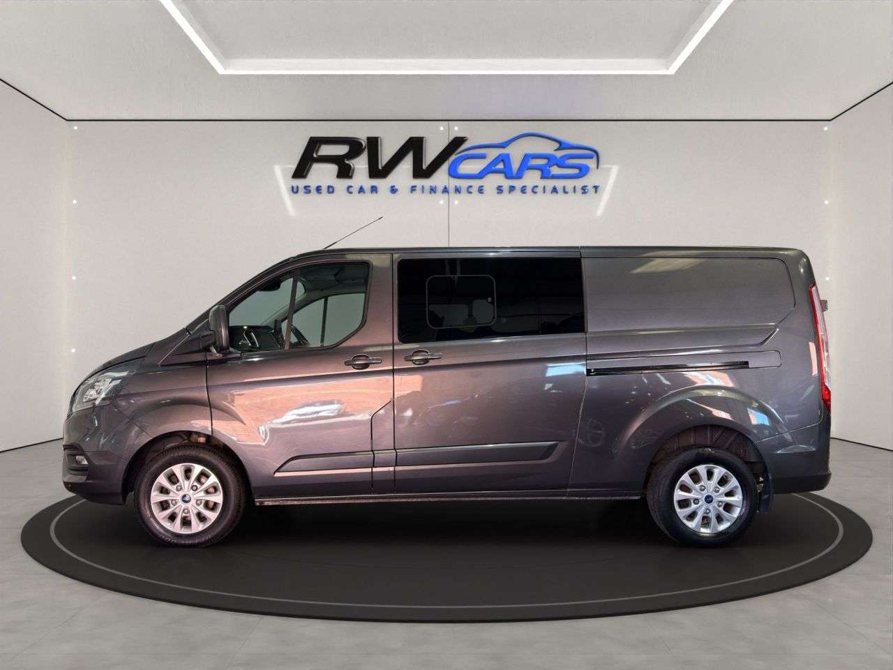 A 2022 FORD TRANSIT CUSTOM 2.0 320 EcoBlue Limited Crew Van Double Cab 5dr Diesel Manual L2 H1 Euro 6 A 2022 FORD TRANSIT CUSTOM 2.0 320 EcoBlue Limited Crew Van Double Cab 5dr Diesel Manual L2 H1 Euro 6