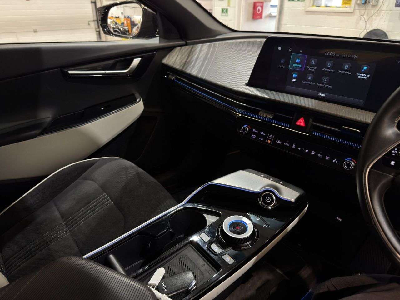 2023 KIA EV6 2023 KIA EV6