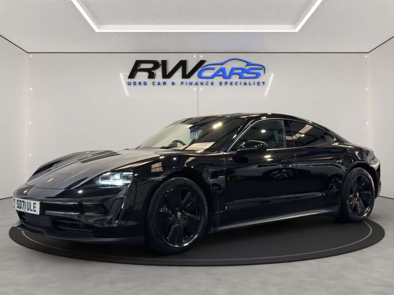 A 2021 PORSCHE TAYCAN Performance 79.2kWh Saloon 4dr Electric Auto RWD (11kW Charger) (408 ps) A 2021 PORSCHE TAYCAN Performance 79.2kWh Saloon 4dr Electric Auto RWD (11kW Charger) (408 ps)