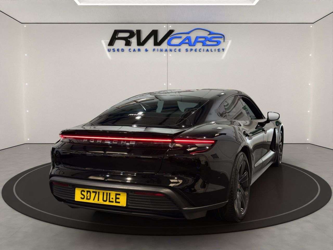 2021 PORSCHE TAYCAN 2021 PORSCHE TAYCAN