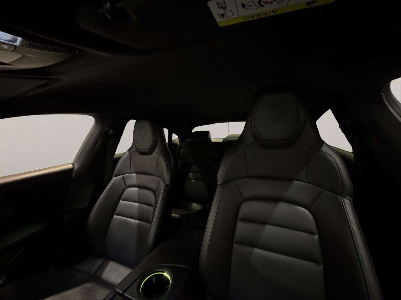 2021 PORSCHE TAYCAN 2021 PORSCHE TAYCAN