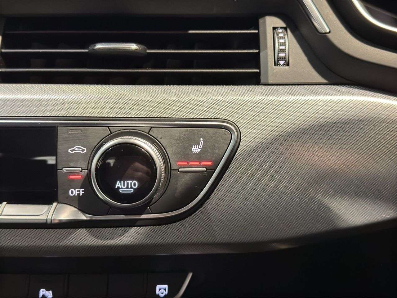 2023 AUDI A4 AVANT 2023 AUDI A4 AVANT