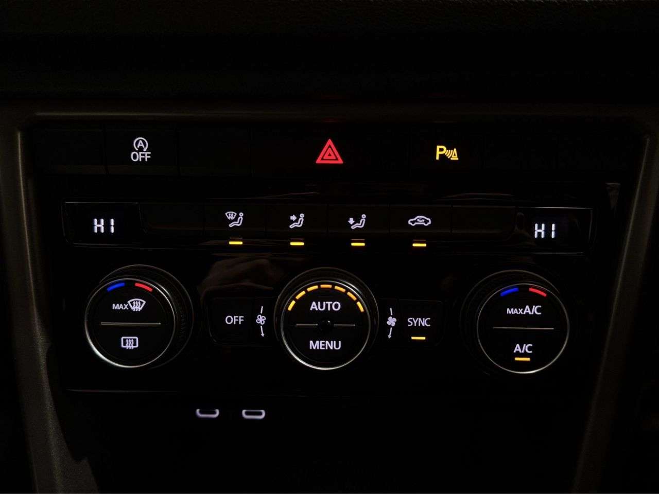 2022 VOLKSWAGEN T-ROC 2022 VOLKSWAGEN T-ROC