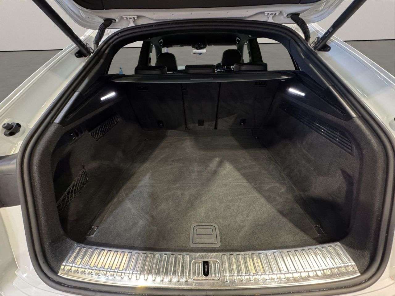 2022 AUDI Q8 2022 AUDI Q8