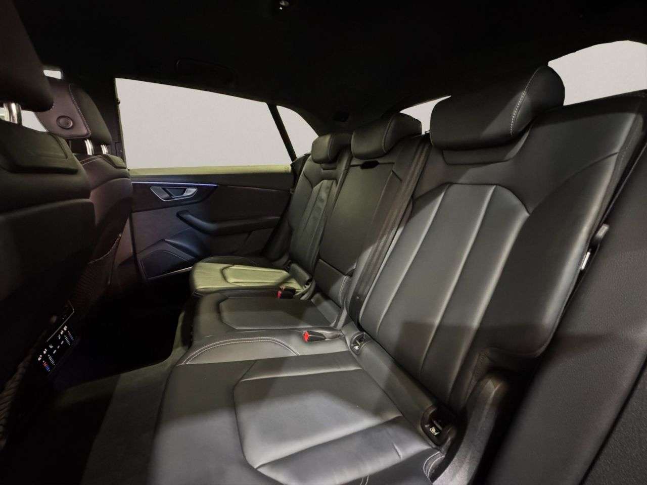 2022 AUDI Q8 2022 AUDI Q8