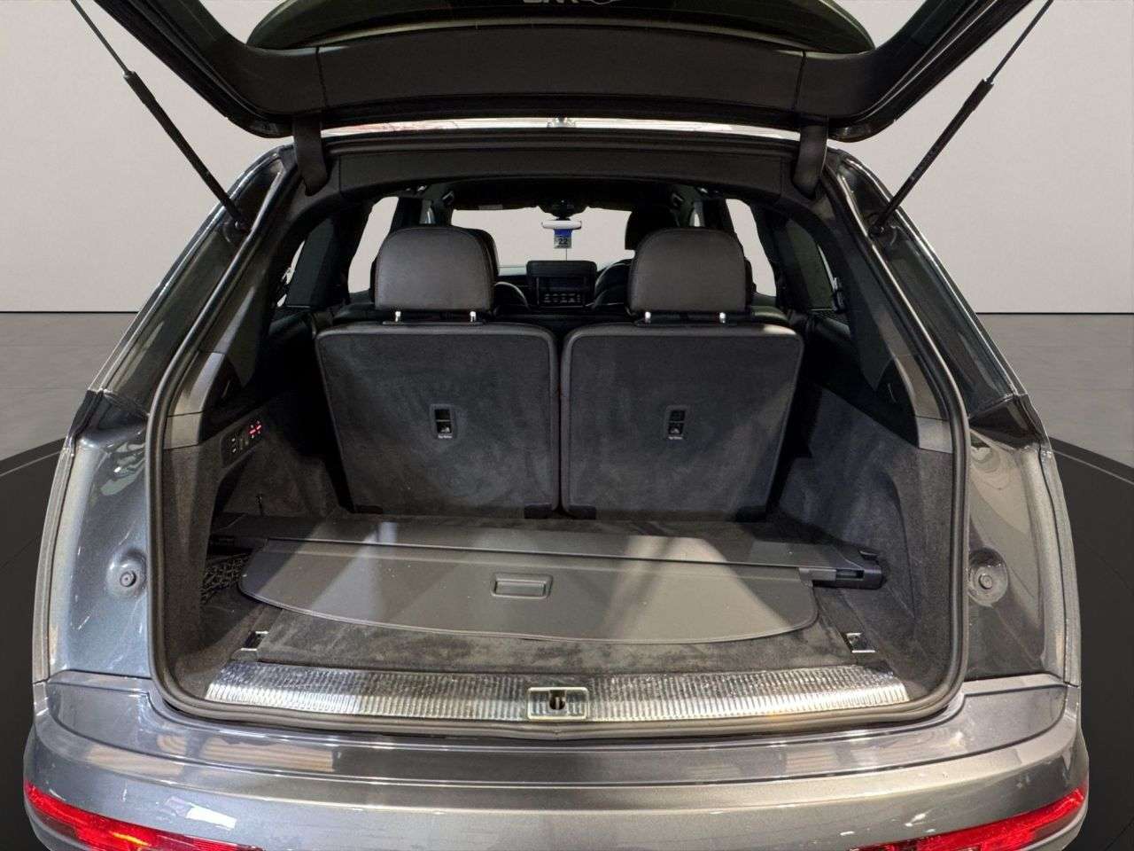 2022 AUDI Q7 2022 AUDI Q7