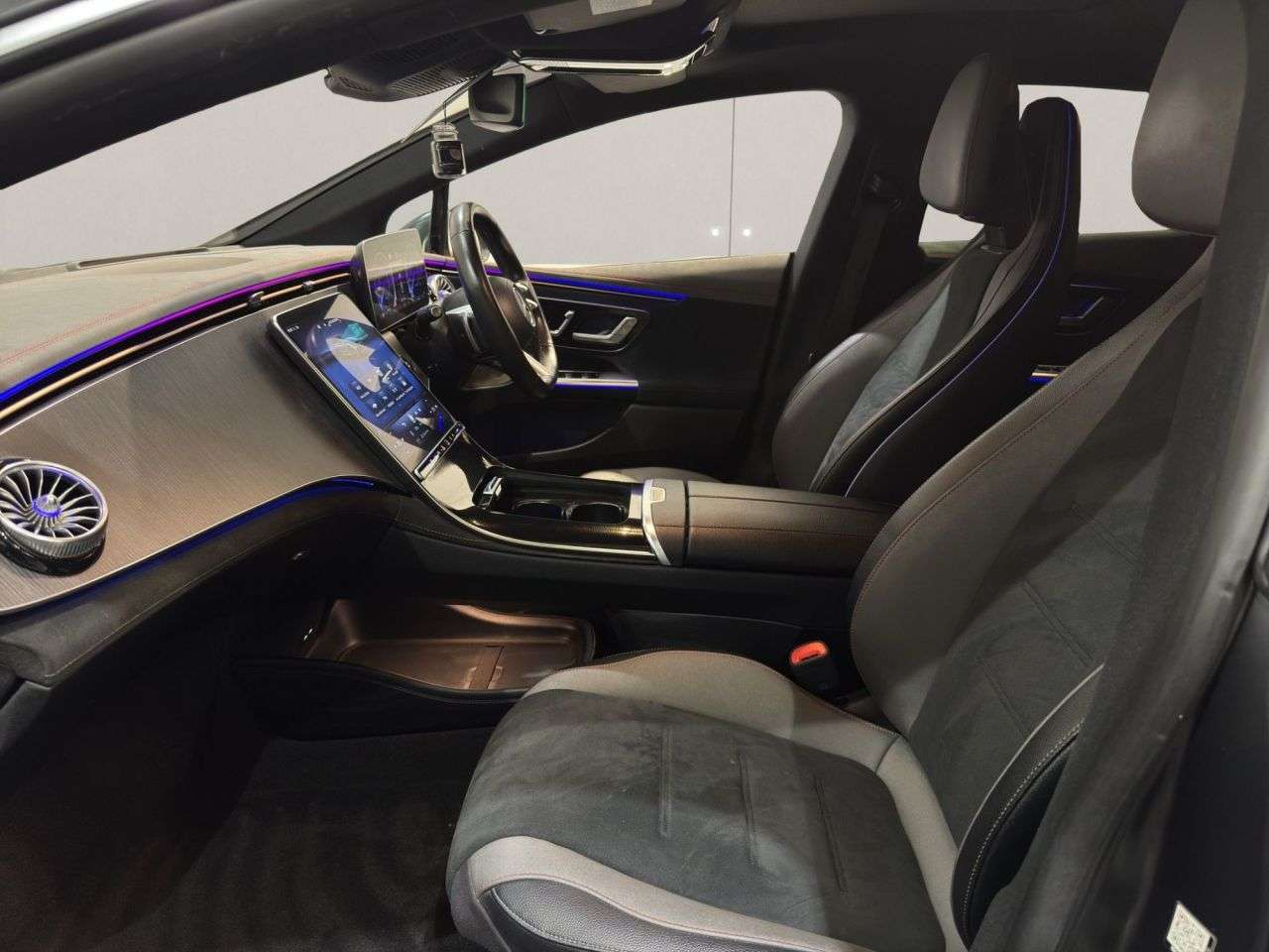 2024 MERCEDES-BENZ EQE 2024 MERCEDES-BENZ EQE